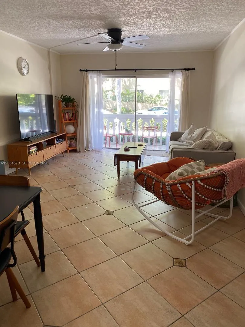 100 Edgewater Dr 102, Coral Gables, Florida 33133, Coral Gables, Florida 33133, 1 Bedroom Bedrooms, ,1 BathroomBathrooms,Residential Lease,For Rent,100 Edgewater Dr 102, Coral Gables, Florida 33133,A12004673