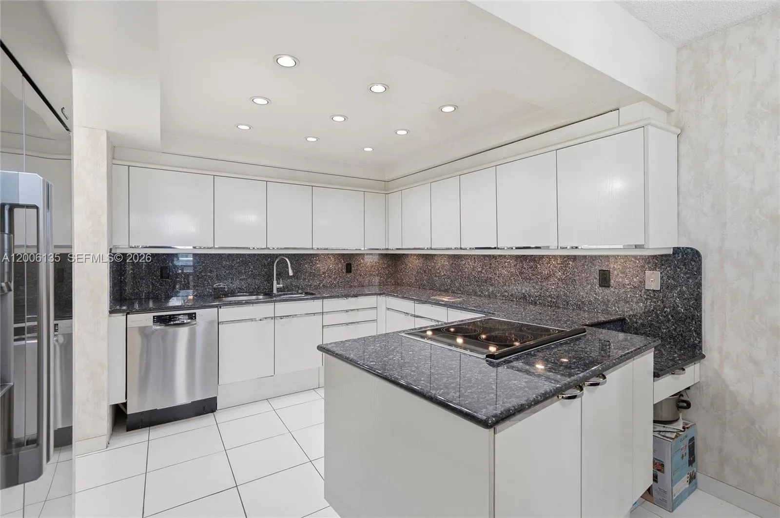 9801 Collins Ave 14d, Bal Harbour, Florida 33154, Bal Harbour, Florida 33154, 2 Bedrooms Bedrooms, ,2 BathroomsBathrooms,Residential,For Sale,9801 Collins Ave 14d, Bal Harbour, Florida 33154,A12006135