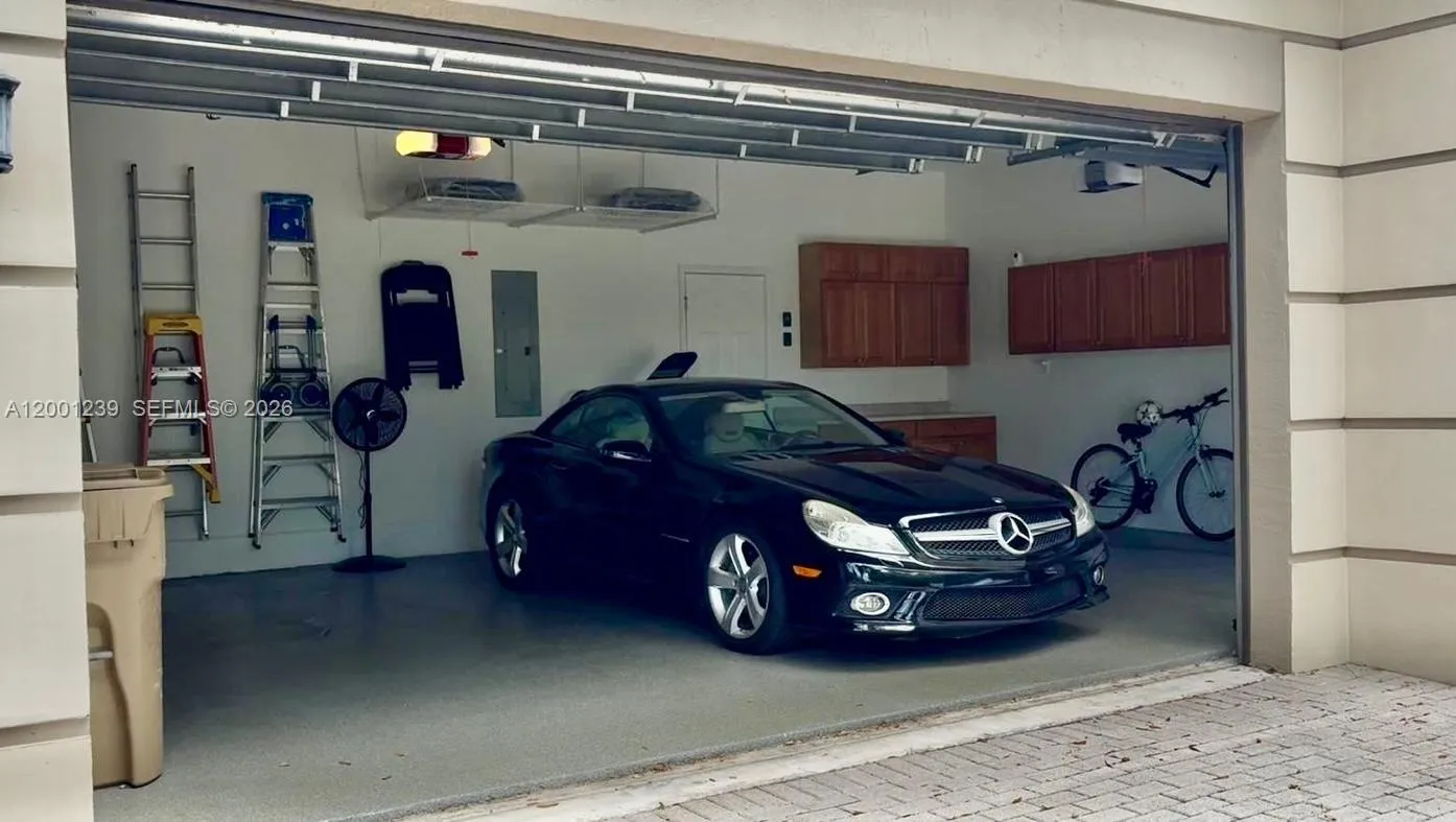 13805 Sw 41st St, Davie, Florida 33330, Davie, Florida 33330, 4 Bedrooms Bedrooms, ,3 BathroomsBathrooms,Residential,For Sale,13805 Sw 41st St, Davie, Florida 33330,A12001239