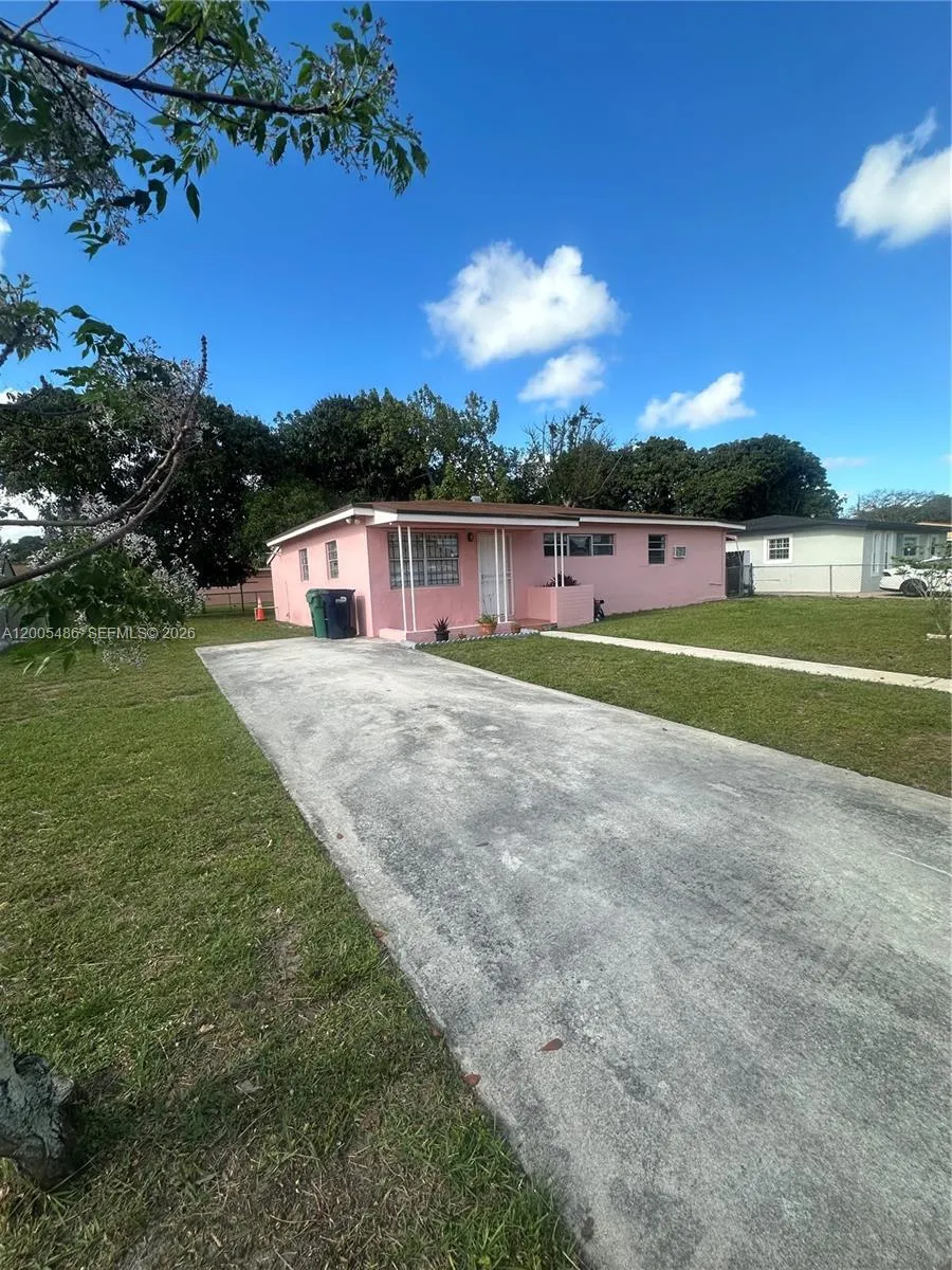 3501 Nw 171st Ter, Miami Gardens, Florida 33056, Miami Gardens, Florida 33056, 3 Bedrooms Bedrooms, ,2 BathroomsBathrooms,Residential Lease,For Rent,3501 Nw 171st Ter, Miami Gardens, Florida 33056,A12005486