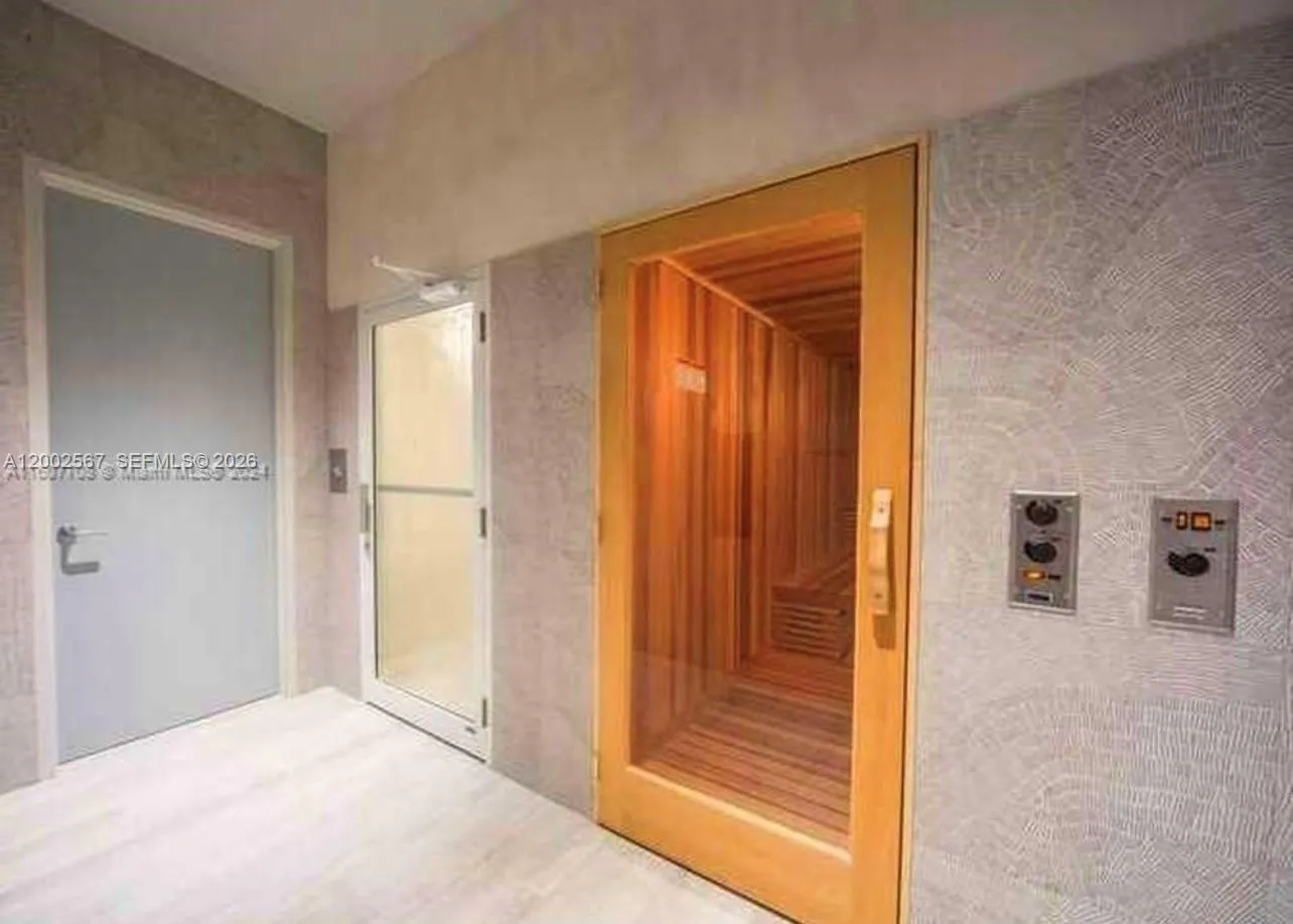 2900 Ne 7th Ave 4003, Miami, Florida 33137, Miami, Florida 33137, 1 Bedroom Bedrooms, ,2 BathroomsBathrooms,Residential,For Sale,2900 Ne 7th Ave 4003, Miami, Florida 33137,A12002567
