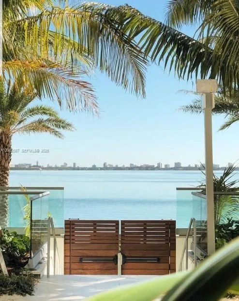 2900 Ne 7th Ave 4003, Miami, Florida 33137, Miami, Florida 33137, 1 Bedroom Bedrooms, ,2 BathroomsBathrooms,Residential,For Sale,2900 Ne 7th Ave 4003, Miami, Florida 33137,A12002567