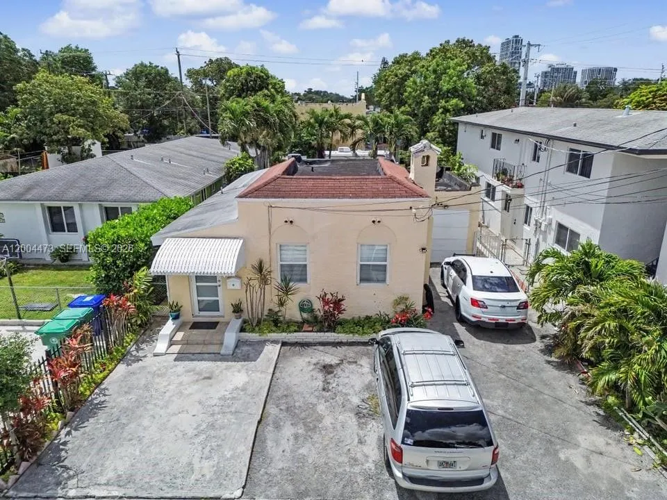 3554 Sw 26th St, Miami, Florida 33133, Miami, Florida 33133, 2 Bedrooms Bedrooms, ,1 BathroomBathrooms,Residential,For Sale,3554 Sw 26th St, Miami, Florida 33133,A12004473