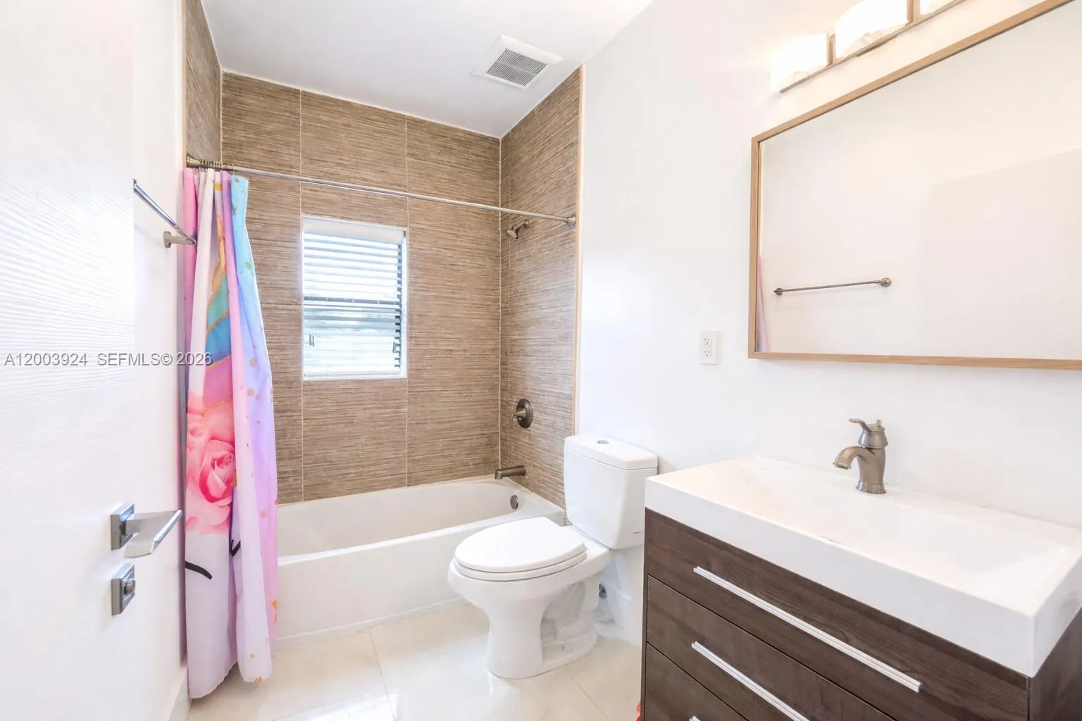 471 Sw 30th Rd, Miami, Florida 33129, Miami, Florida 33129, 4 Bedrooms Bedrooms, ,4 BathroomsBathrooms,Residential,For Sale,471 Sw 30th Rd, Miami, Florida 33129,A12003924