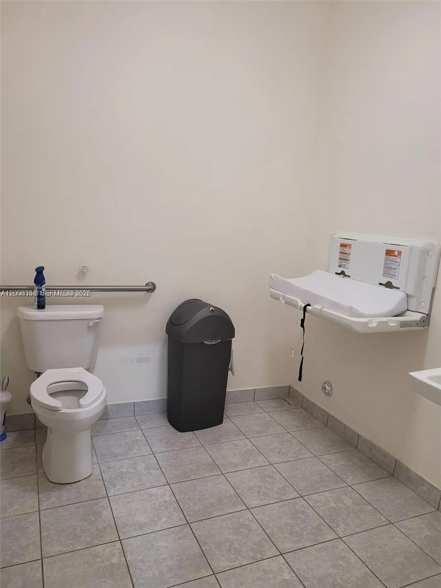 5993 Nw 102nd Ave 7, Doral, Florida 33178, Doral, Florida 33178, ,Commercial Lease,For Rent,5993 Nw 102nd Ave 7, Doral, Florida 33178,A12006368