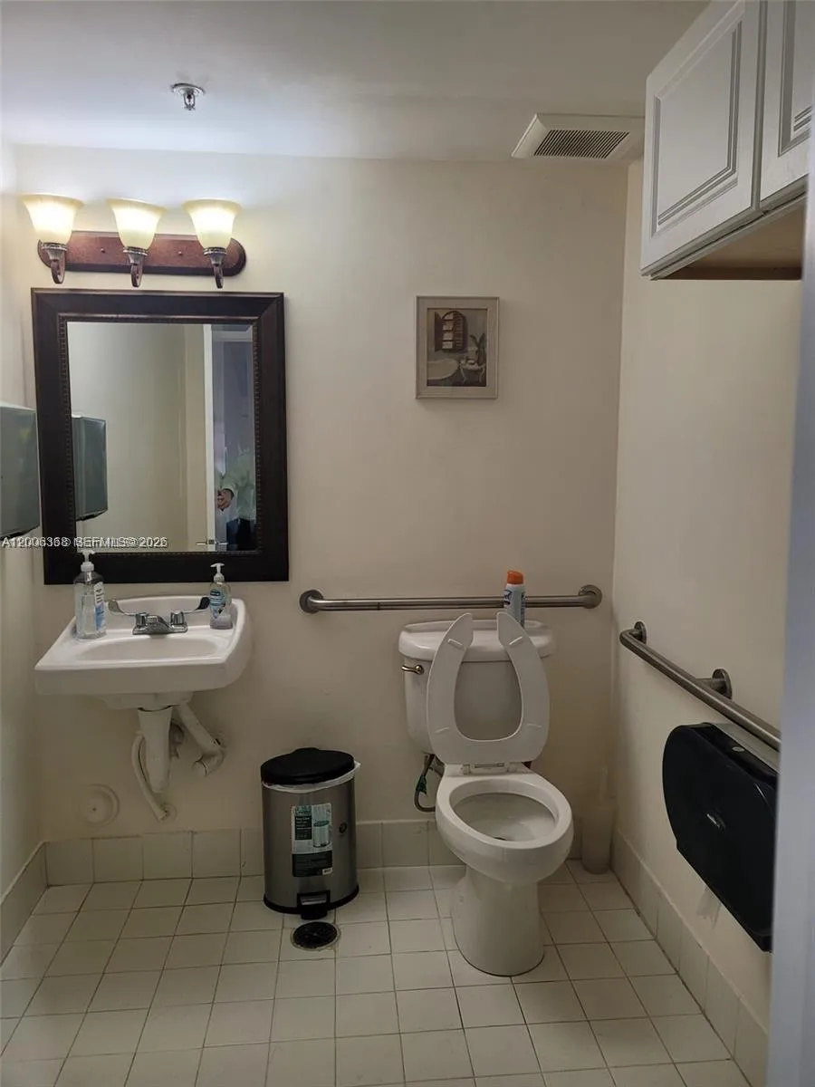 5993 Nw 102nd Ave 7, Doral, Florida 33178, Doral, Florida 33178, ,Commercial Lease,For Rent,5993 Nw 102nd Ave 7, Doral, Florida 33178,A12006368