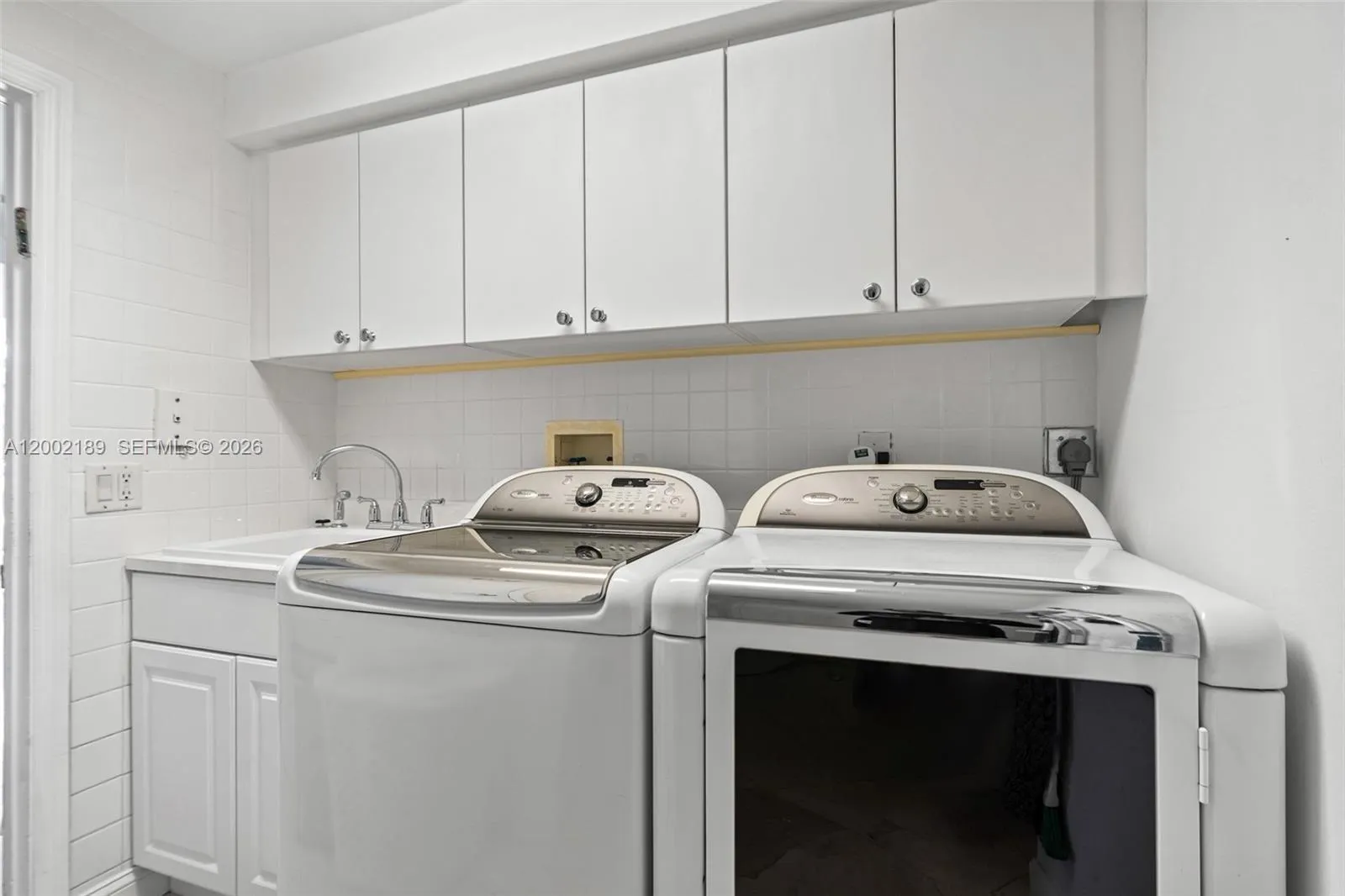 21050 Point Pl 403, Aventura, Florida 33180, Aventura, Florida 33180, 3 Bedrooms Bedrooms, ,2 BathroomsBathrooms,Residential,For Sale,21050 Point Pl 403, Aventura, Florida 33180,A12002189
