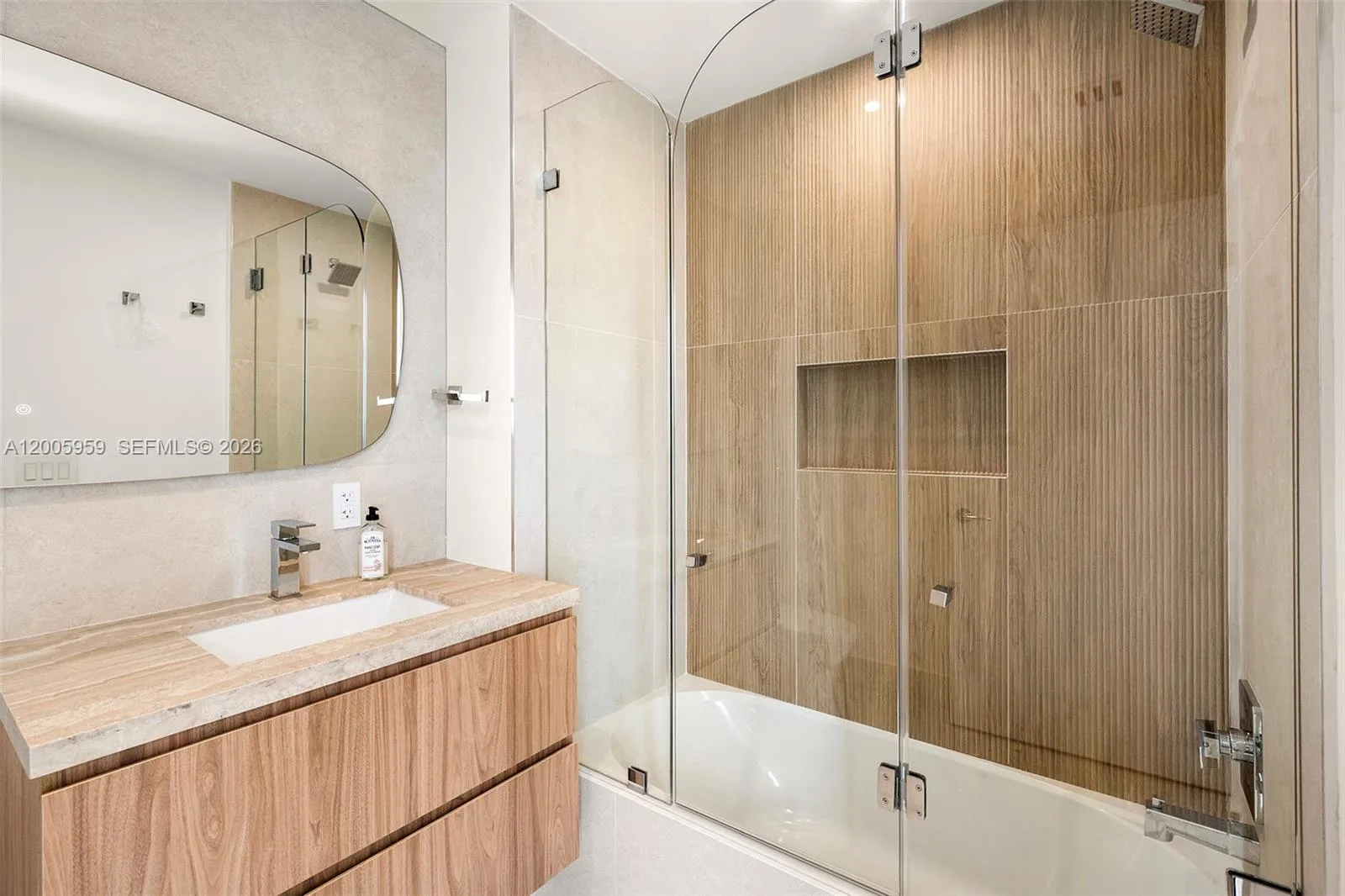 700 Ne 24th St 3201, Miami, Florida 33137, Miami, Florida 33137, 4 Bedrooms Bedrooms, ,5 BathroomsBathrooms,Residential,For Sale,700 Ne 24th St 3201, Miami, Florida 33137,A12005959