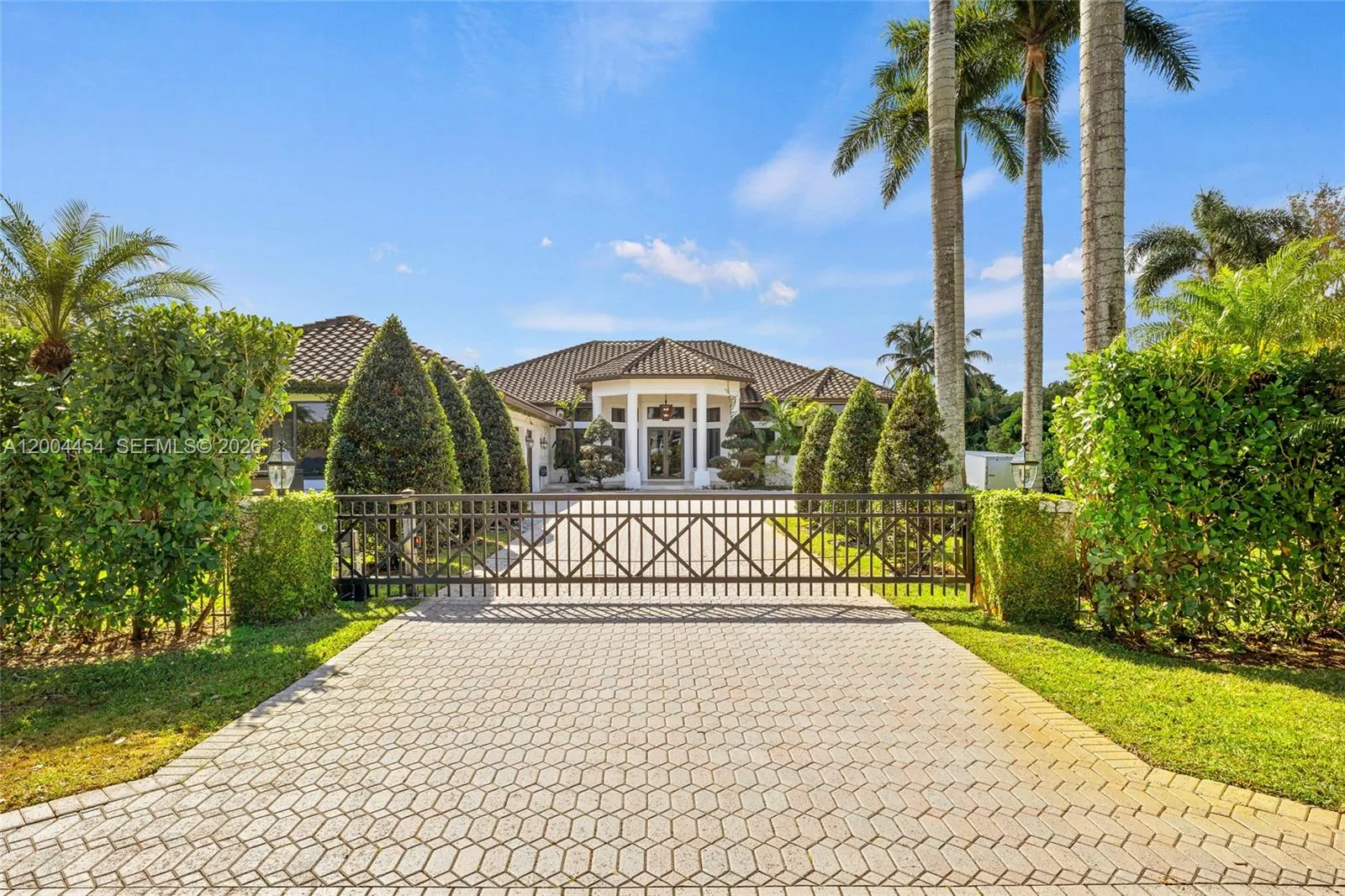 12000 Nw 11th St, Plantation, Florida 33323, Plantation, Florida 33323, 4 Bedrooms Bedrooms, ,4 BathroomsBathrooms,Residential,For Sale,12000 Nw 11th St, Plantation, Florida 33323,A12004454