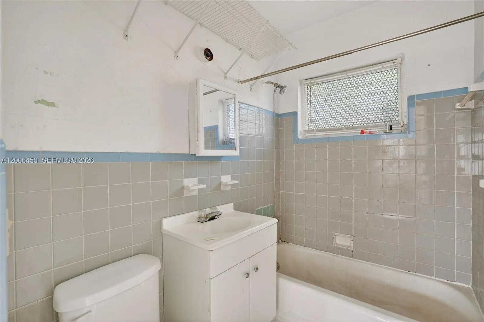 2100 Nw 24th St, Miami, Florida 33142, Miami, Florida 33142, ,Residential Income,For Sale,2100 Nw 24th St, Miami, Florida 33142,A12006450