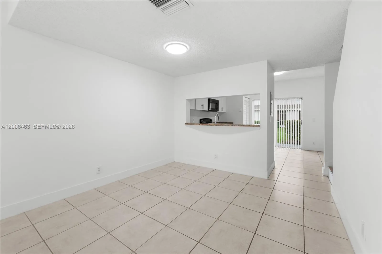 40 Simonton Cir 40, Weston, Florida 33326, Weston, Florida 33326, 2 Bedrooms Bedrooms, ,1 BathroomBathrooms,Residential,For Sale,40 Simonton Cir 40, Weston, Florida 33326,A12006463