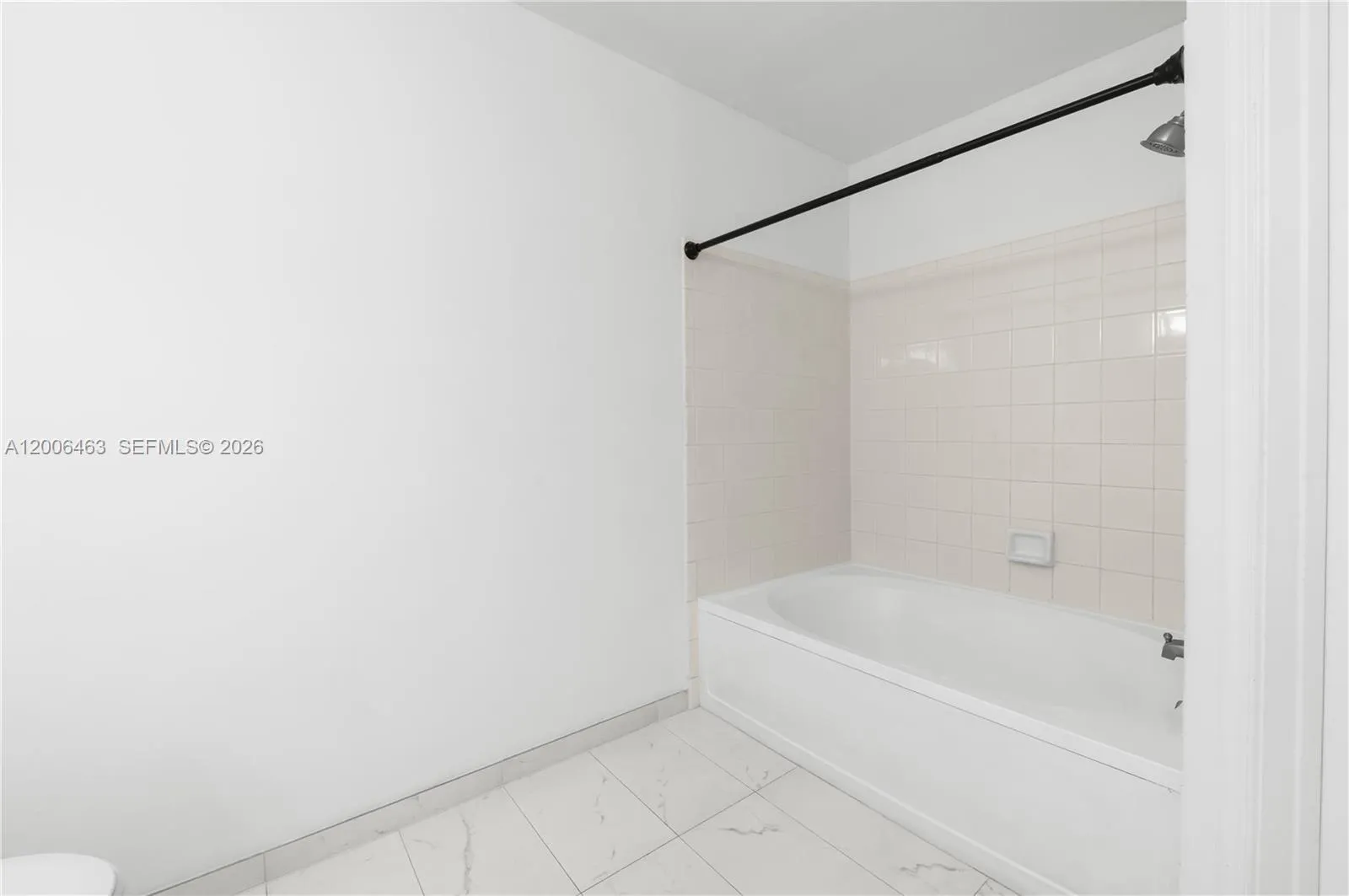 40 Simonton Cir 40, Weston, Florida 33326, Weston, Florida 33326, 2 Bedrooms Bedrooms, ,1 BathroomBathrooms,Residential,For Sale,40 Simonton Cir 40, Weston, Florida 33326,A12006463