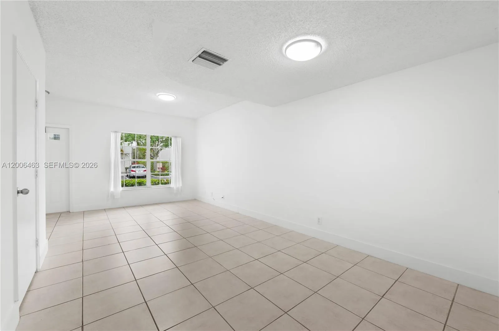 40 Simonton Cir 40, Weston, Florida 33326, Weston, Florida 33326, 2 Bedrooms Bedrooms, ,1 BathroomBathrooms,Residential,For Sale,40 Simonton Cir 40, Weston, Florida 33326,A12006463