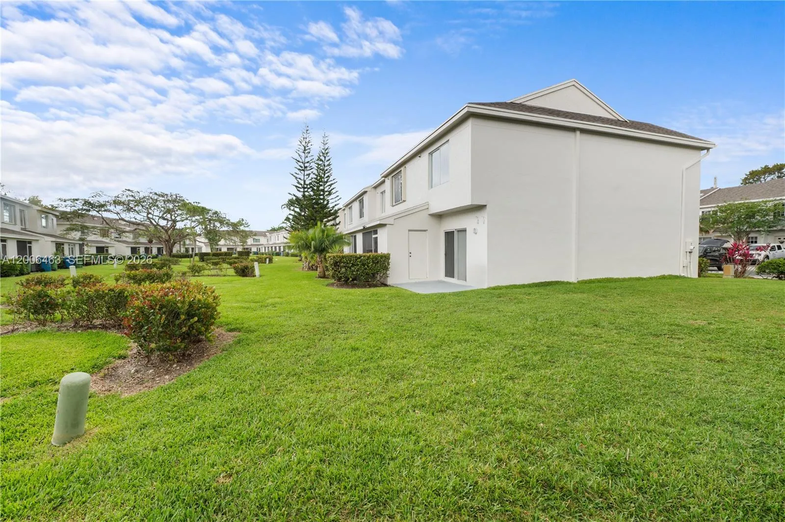 40 Simonton Cir 40, Weston, Florida 33326, Weston, Florida 33326, 2 Bedrooms Bedrooms, ,1 BathroomBathrooms,Residential,For Sale,40 Simonton Cir 40, Weston, Florida 33326,A12006463