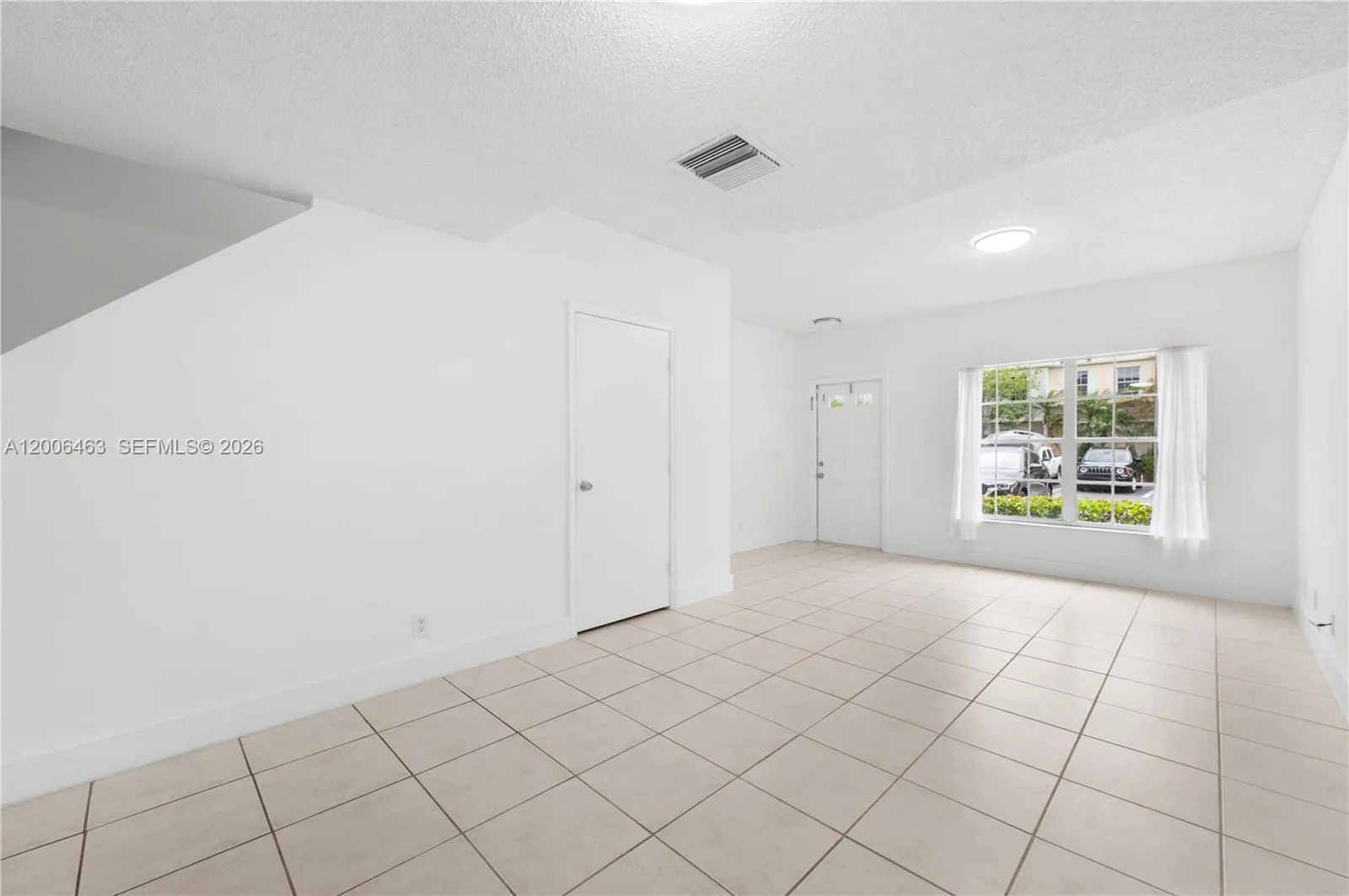 40 Simonton Cir 40, Weston, Florida 33326, Weston, Florida 33326, 2 Bedrooms Bedrooms, ,1 BathroomBathrooms,Residential,For Sale,40 Simonton Cir 40, Weston, Florida 33326,A12006463