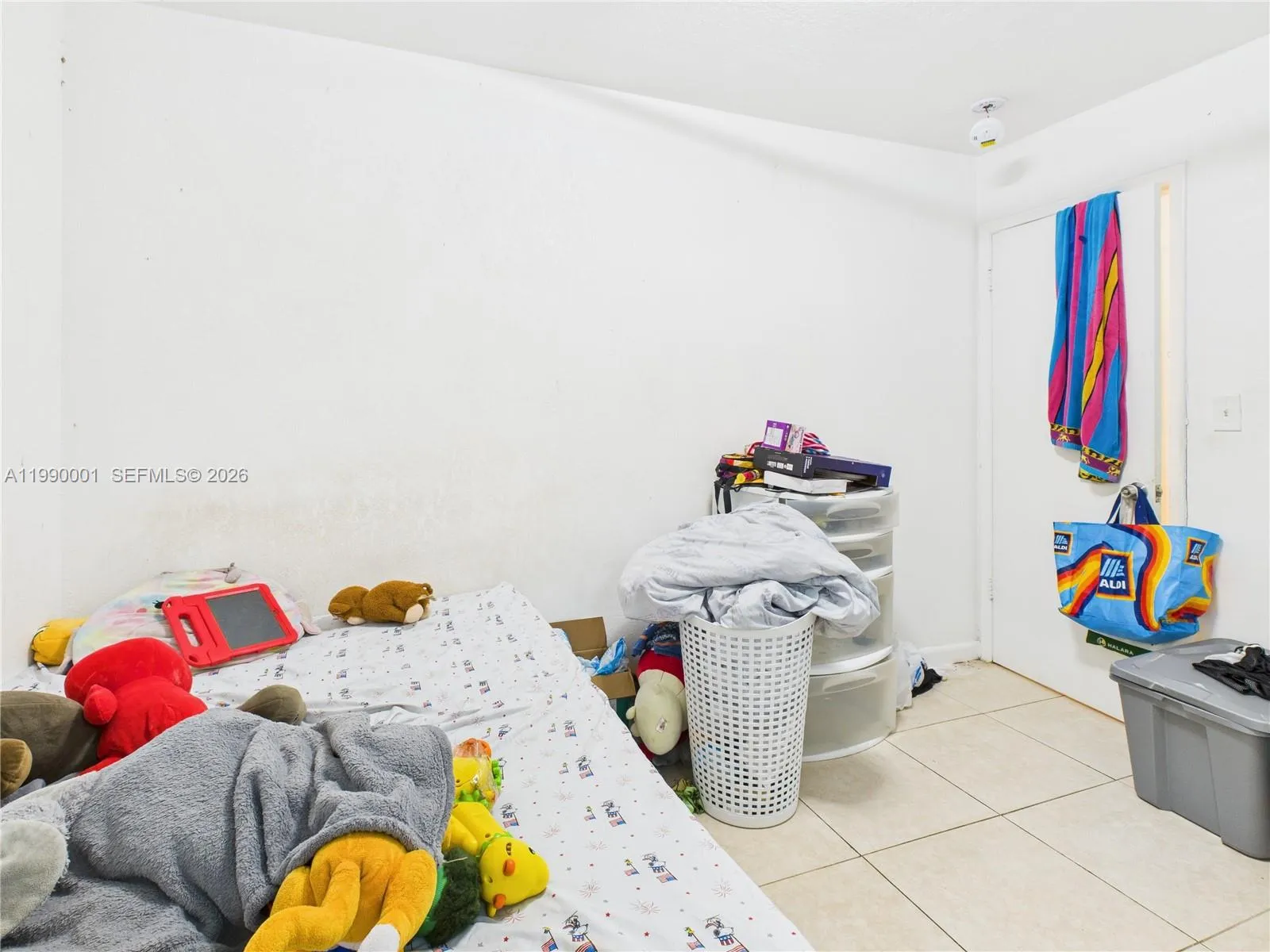 1713 Sw 11th Ct, Fort Lauderdale, Florida 33312, Fort Lauderdale, Florida 33312, ,Residential Income,For Sale,1713 Sw 11th Ct, Fort Lauderdale, Florida 33312,A11990001