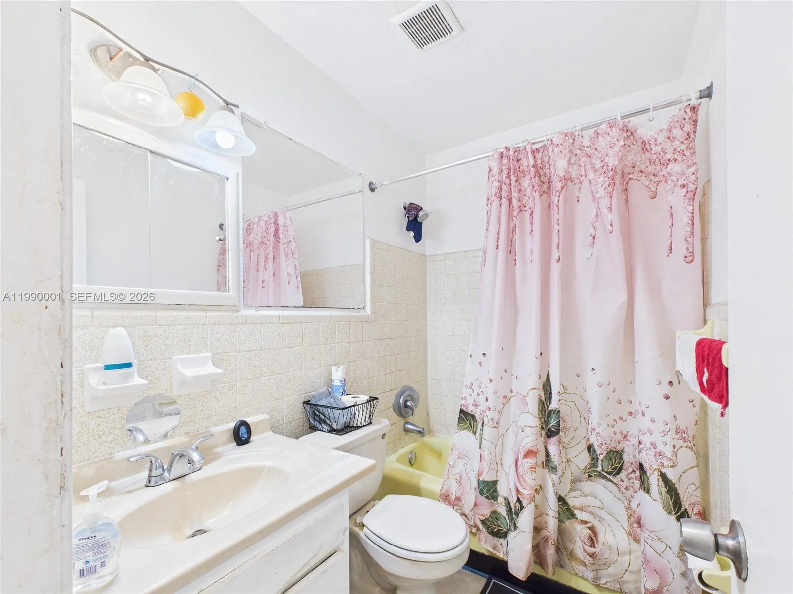 1713 Sw 11th Ct, Fort Lauderdale, Florida 33312, Fort Lauderdale, Florida 33312, ,Residential Income,For Sale,1713 Sw 11th Ct, Fort Lauderdale, Florida 33312,A11990001