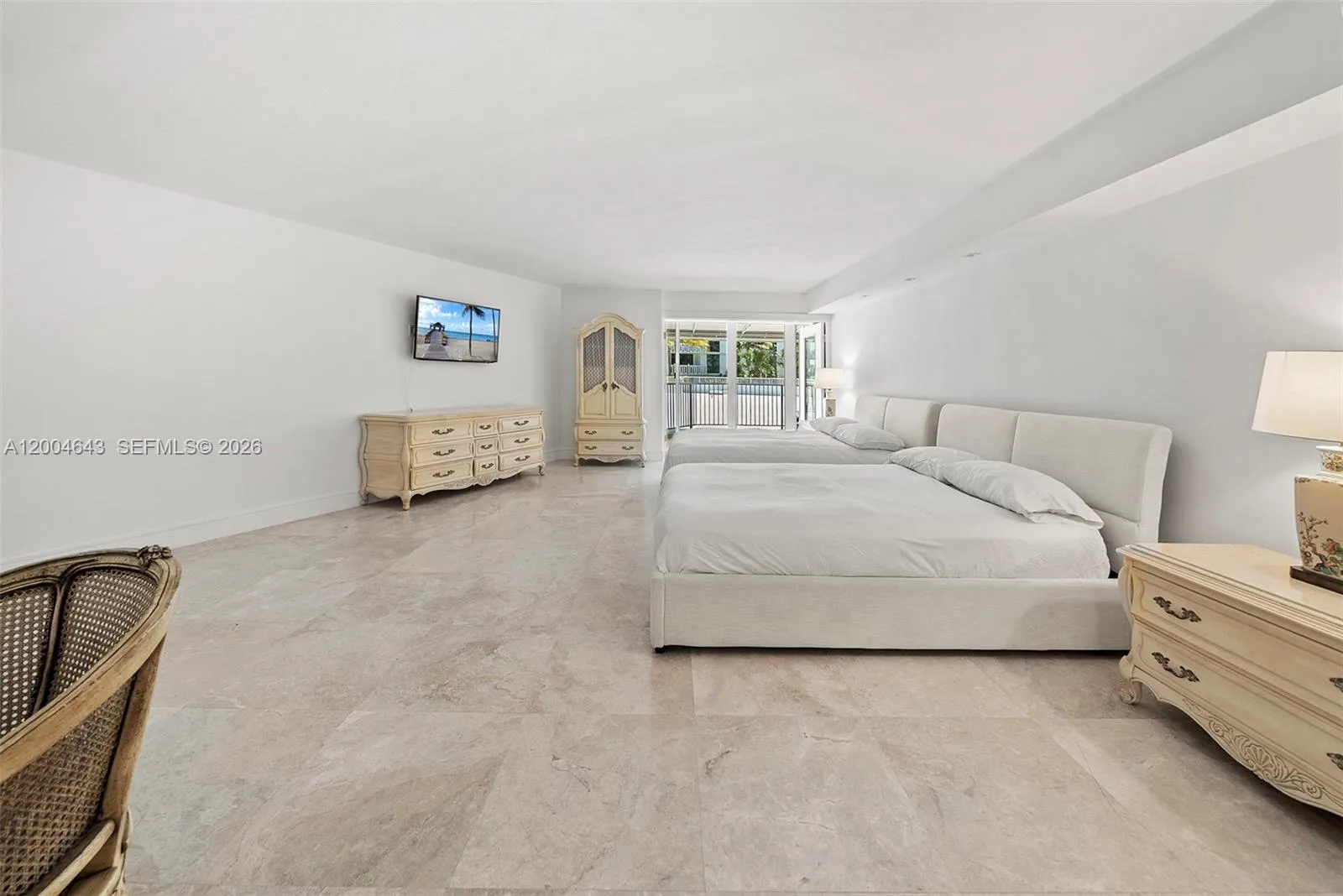 600 Grapetree Dr 3bs, Key Biscayne, Florida 33149, Key Biscayne, Florida 33149, 3 Bedrooms Bedrooms, ,3 BathroomsBathrooms,Residential Lease,For Rent,600 Grapetree Dr 3bs, Key Biscayne, Florida 33149,A12004643
