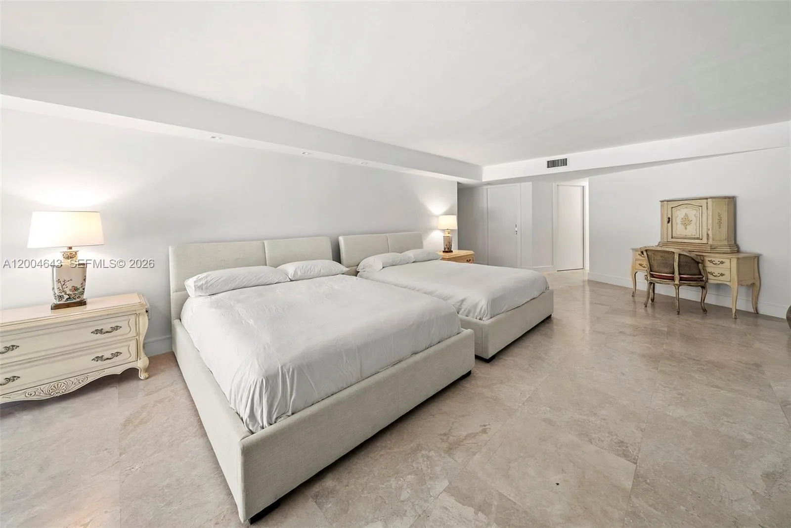 600 Grapetree Dr 3bs, Key Biscayne, Florida 33149, Key Biscayne, Florida 33149, 3 Bedrooms Bedrooms, ,3 BathroomsBathrooms,Residential Lease,For Rent,600 Grapetree Dr 3bs, Key Biscayne, Florida 33149,A12004643