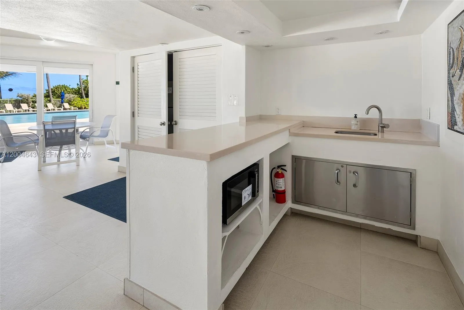 600 Grapetree Dr 3bs, Key Biscayne, Florida 33149, Key Biscayne, Florida 33149, 3 Bedrooms Bedrooms, ,3 BathroomsBathrooms,Residential Lease,For Rent,600 Grapetree Dr 3bs, Key Biscayne, Florida 33149,A12004643