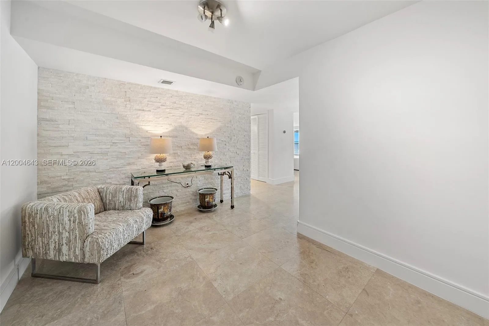 600 Grapetree Dr 3bs, Key Biscayne, Florida 33149, Key Biscayne, Florida 33149, 3 Bedrooms Bedrooms, ,3 BathroomsBathrooms,Residential Lease,For Rent,600 Grapetree Dr 3bs, Key Biscayne, Florida 33149,A12004643