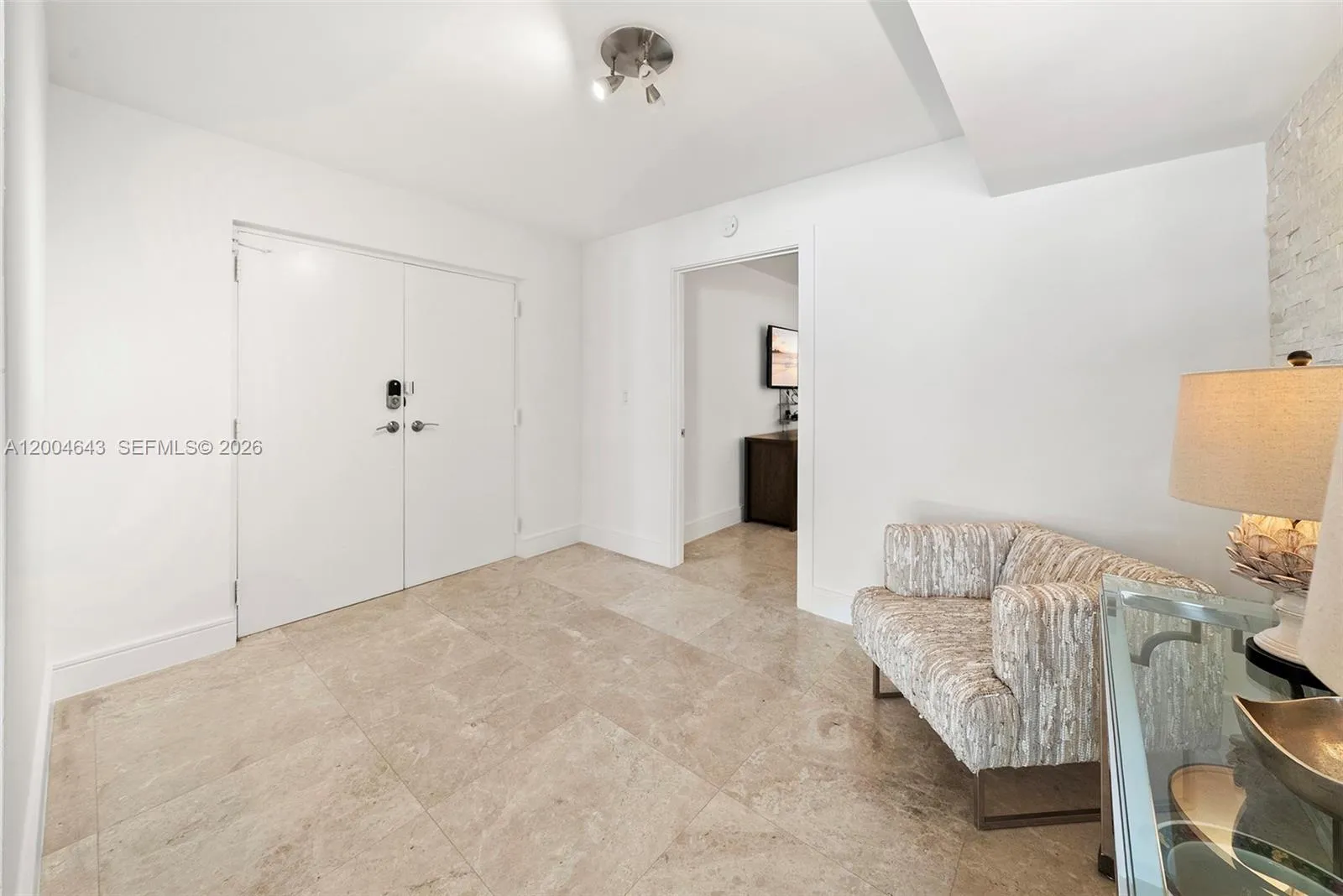 600 Grapetree Dr 3bs, Key Biscayne, Florida 33149, Key Biscayne, Florida 33149, 3 Bedrooms Bedrooms, ,3 BathroomsBathrooms,Residential Lease,For Rent,600 Grapetree Dr 3bs, Key Biscayne, Florida 33149,A12004643