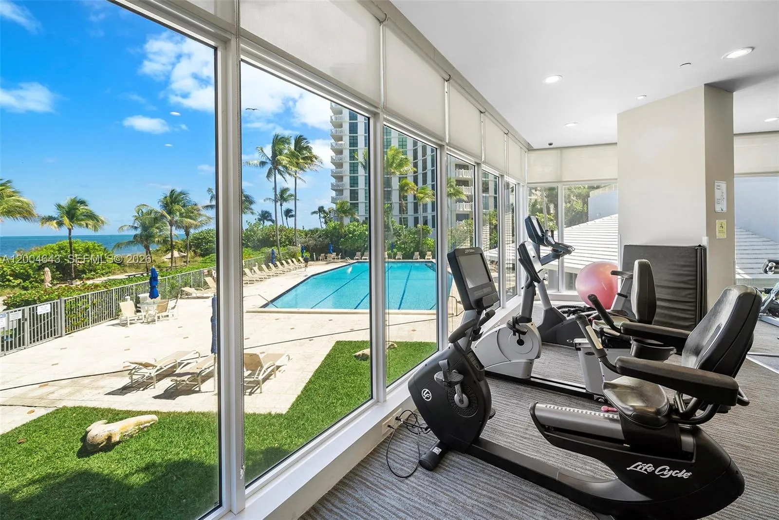 600 Grapetree Dr 3bs, Key Biscayne, Florida 33149, Key Biscayne, Florida 33149, 3 Bedrooms Bedrooms, ,3 BathroomsBathrooms,Residential Lease,For Rent,600 Grapetree Dr 3bs, Key Biscayne, Florida 33149,A12004643