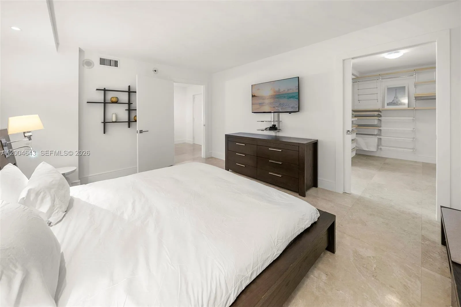 600 Grapetree Dr 3bs, Key Biscayne, Florida 33149, Key Biscayne, Florida 33149, 3 Bedrooms Bedrooms, ,3 BathroomsBathrooms,Residential Lease,For Rent,600 Grapetree Dr 3bs, Key Biscayne, Florida 33149,A12004643