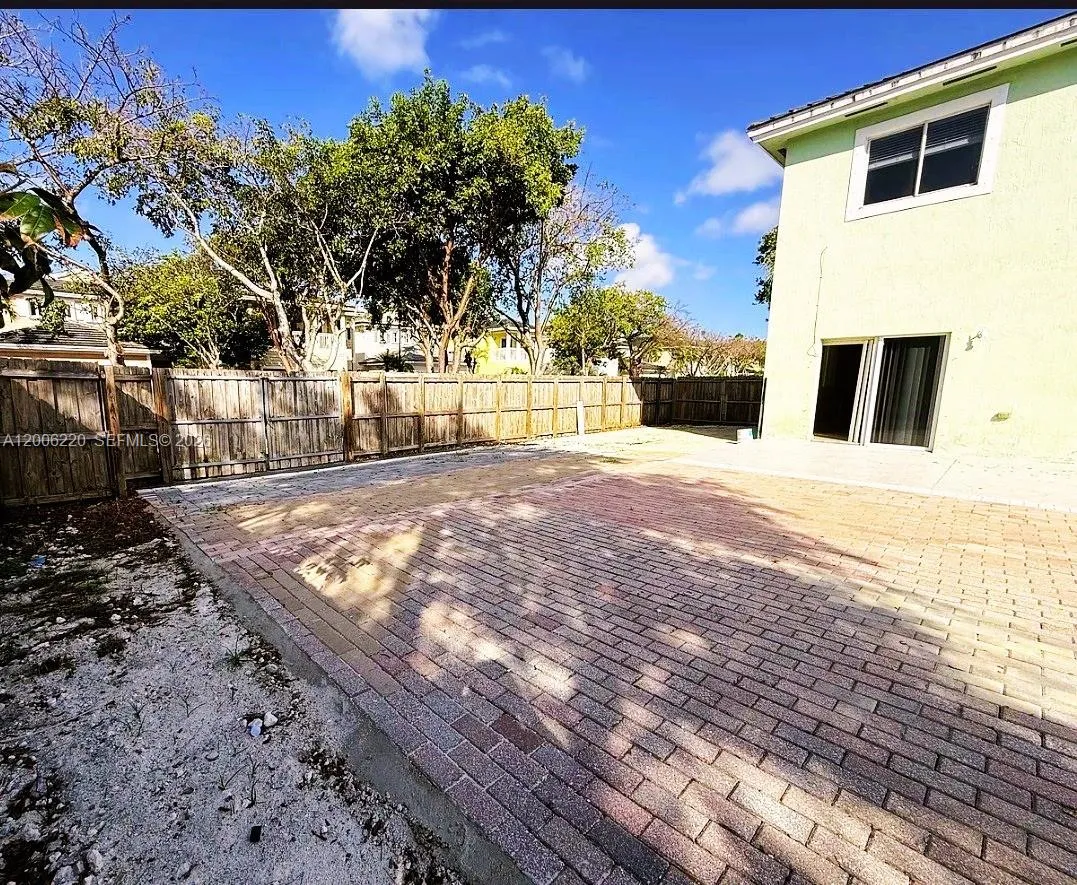 390 Ne 35th Ave, Homestead, Florida 33033, Homestead, Florida 33033, 3 Bedrooms Bedrooms, ,2 BathroomsBathrooms,Residential,For Sale,390 Ne 35th Ave, Homestead, Florida 33033,A12006220