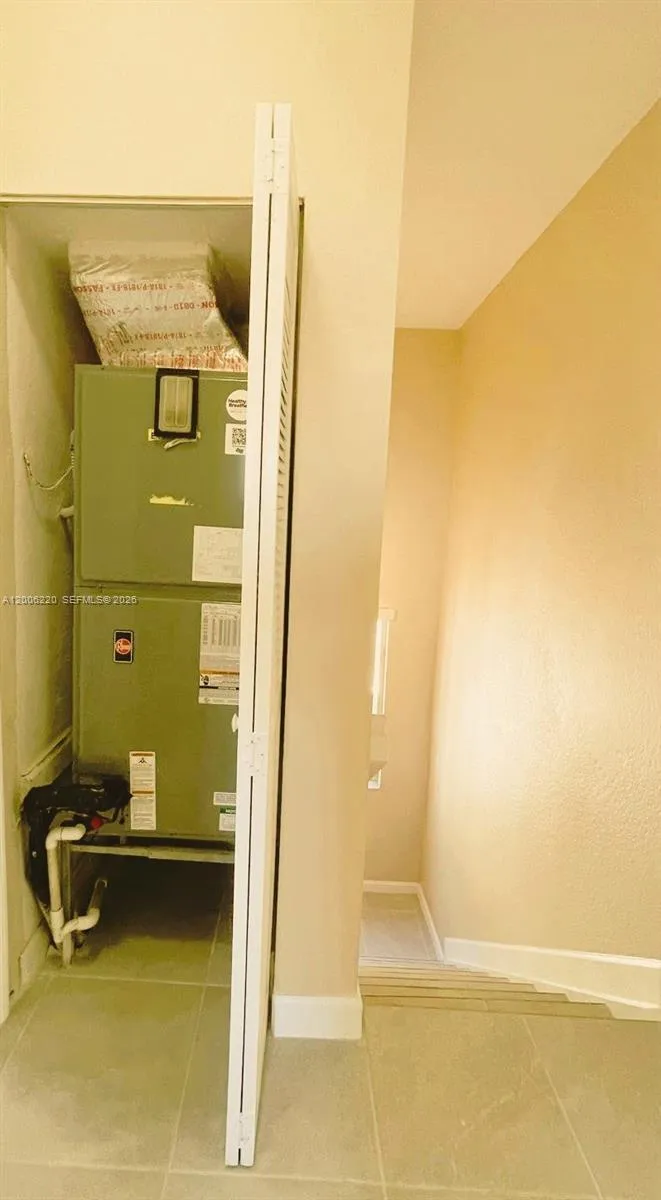 390 Ne 35th Ave, Homestead, Florida 33033, Homestead, Florida 33033, 3 Bedrooms Bedrooms, ,2 BathroomsBathrooms,Residential,For Sale,390 Ne 35th Ave, Homestead, Florida 33033,A12006220