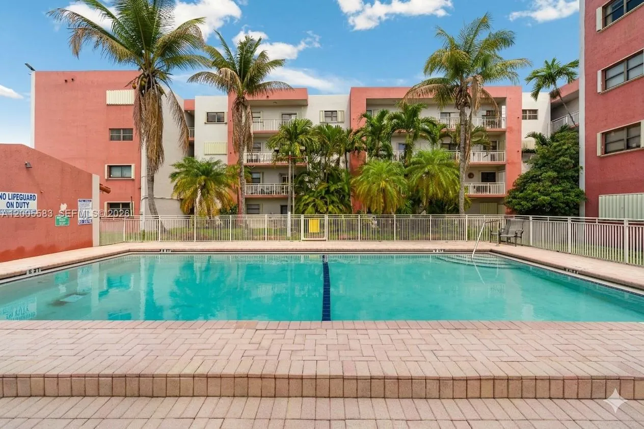 8401 Nw 8 St 401, Miami, Florida 33126, Miami, Florida 33126, 3 Bedrooms Bedrooms, 5 Rooms Rooms,2 BathroomsBathrooms,Residential,For Sale,8401 Nw 8 St 401, Miami, Florida 33126,A12005583