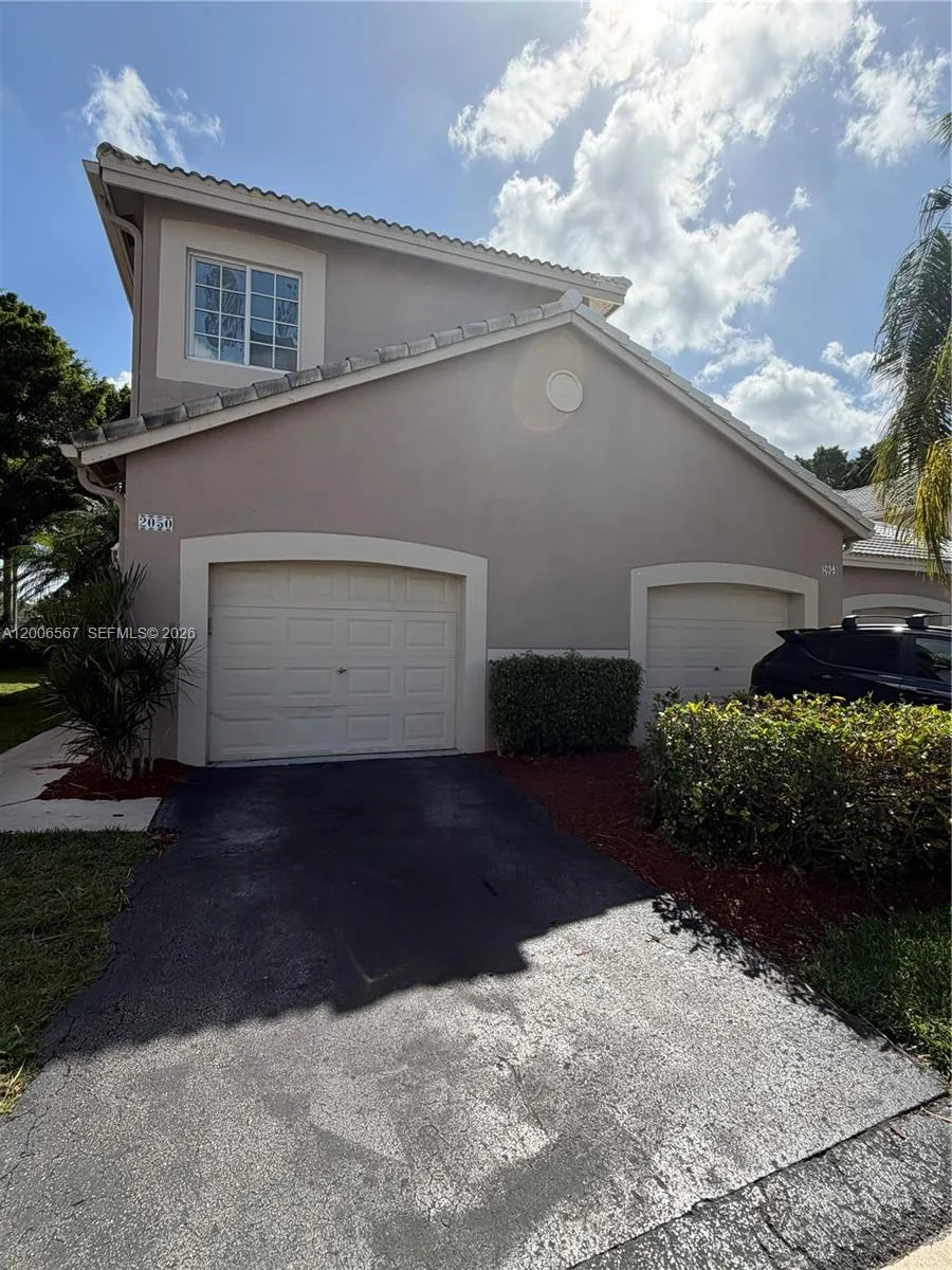 2050 Madeira Dr, Weston, Florida 33327, Weston, Florida 33327, 4 Bedrooms Bedrooms, ,2 BathroomsBathrooms,Residential,For Sale,2050 Madeira Dr, Weston, Florida 33327,A12006567