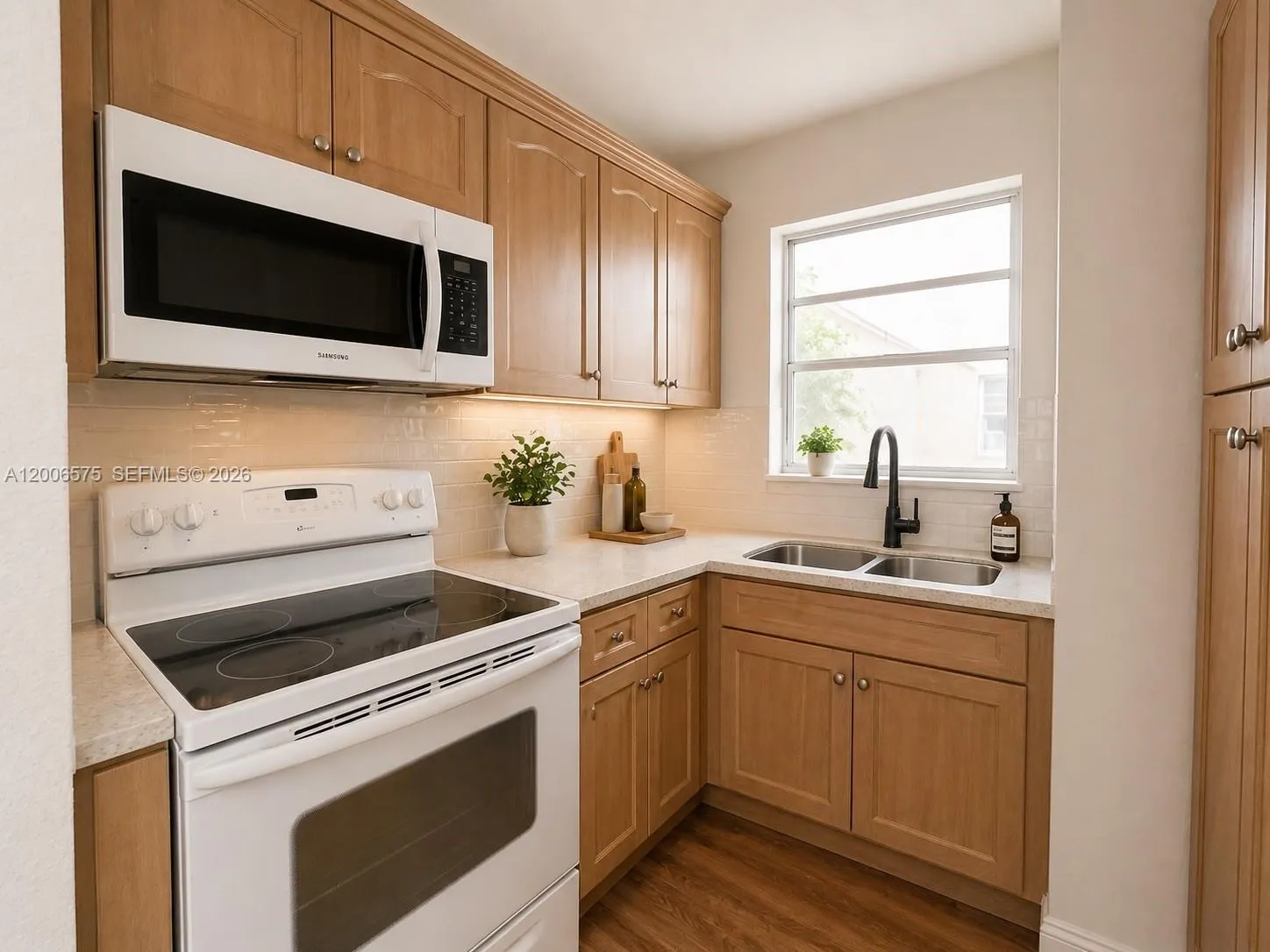 8870 Fontainebleau Blvd 409, Hialeah, Florida 3317, Miami, Florida 33172, 2 Bedrooms Bedrooms, ,1 BathroomBathrooms,Residential Lease,For Rent,8870 Fontainebleau Blvd 409, Hialeah, Florida 3317,A12006575
