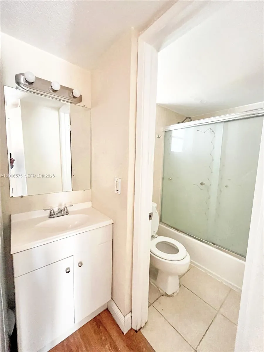 8870 Fontainebleau Blvd 409, Hialeah, Florida 3317, Miami, Florida 33172, 2 Bedrooms Bedrooms, ,1 BathroomBathrooms,Residential Lease,For Rent,8870 Fontainebleau Blvd 409, Hialeah, Florida 3317,A12006575