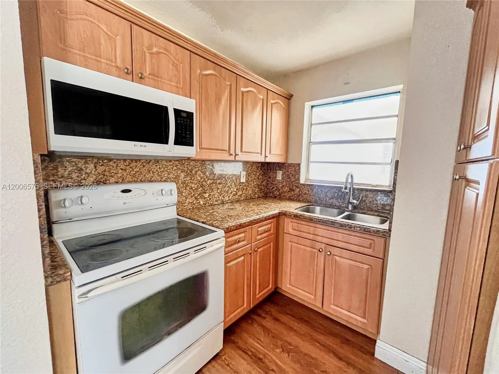 8870 Fontainebleau Blvd 409, Hialeah, Florida 3317, Miami, Florida 33172, 2 Bedrooms Bedrooms, ,1 BathroomBathrooms,Residential Lease,For Rent,8870 Fontainebleau Blvd 409, Hialeah, Florida 3317,A12006575