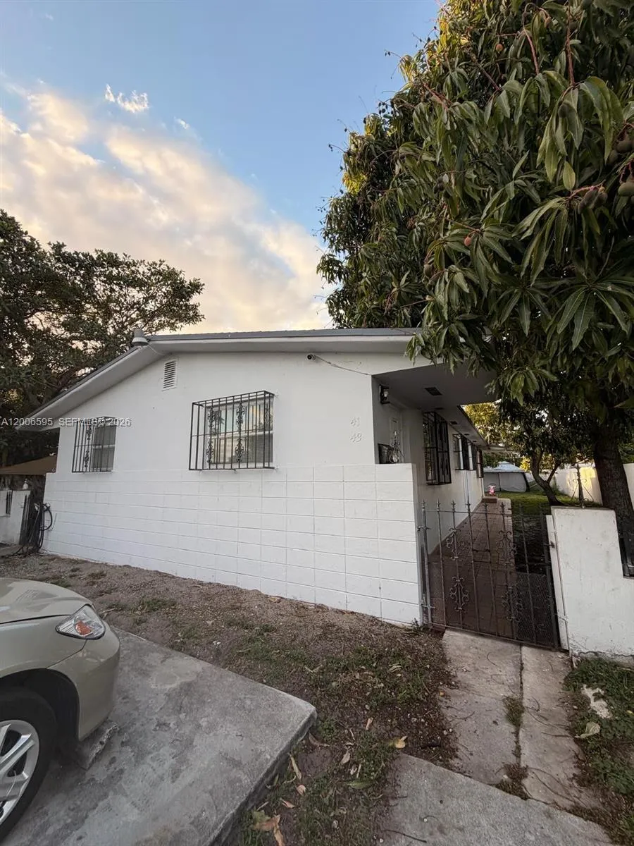 41 E 20th St, Hialeah, Florida 33010, Hialeah, Florida 33010, ,Residential Income,For Sale,41 E 20th St, Hialeah, Florida 33010,A12006595
