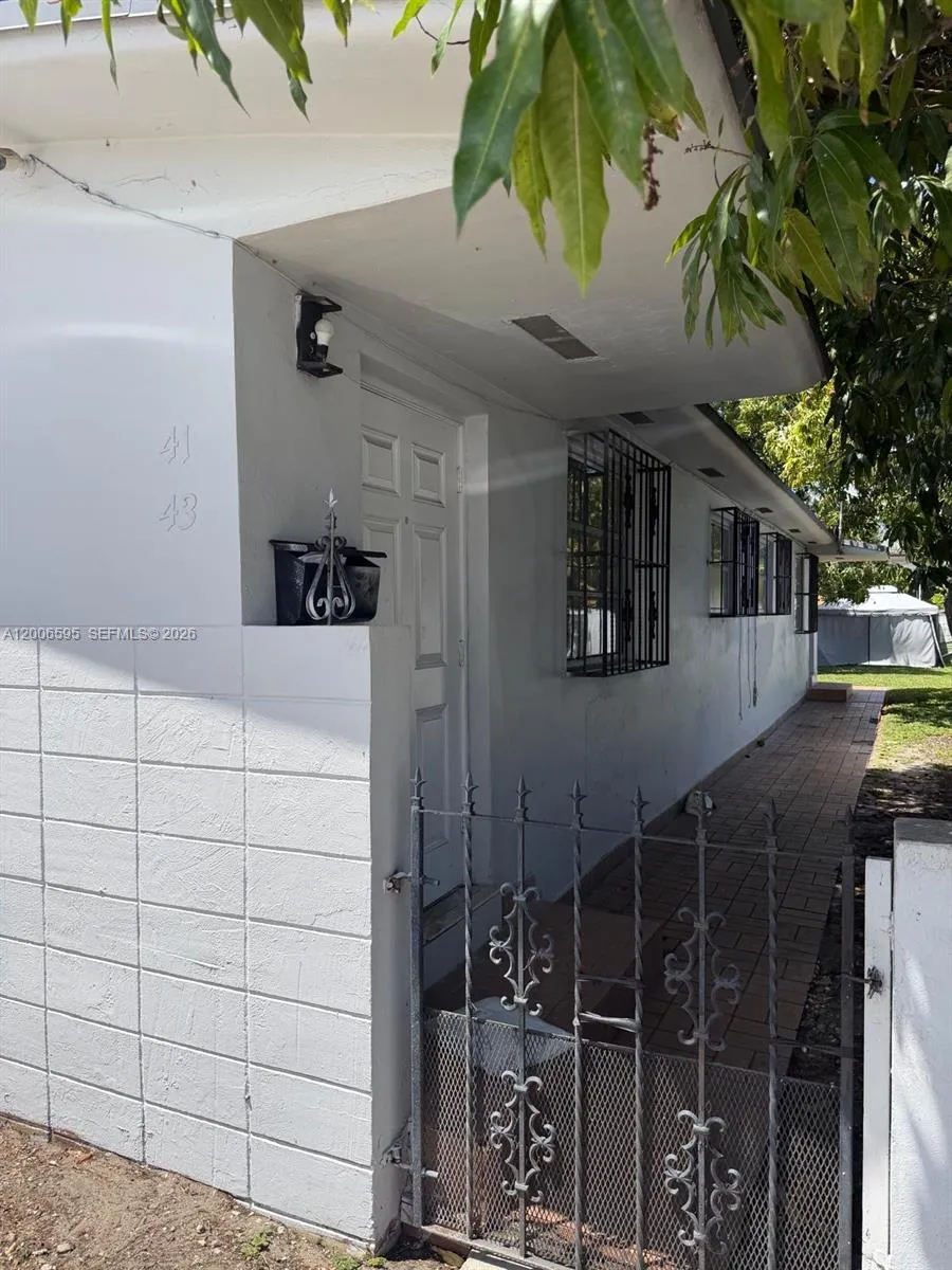41 E 20th St, Hialeah, Florida 33010, Hialeah, Florida 33010, ,Residential Income,For Sale,41 E 20th St, Hialeah, Florida 33010,A12006595