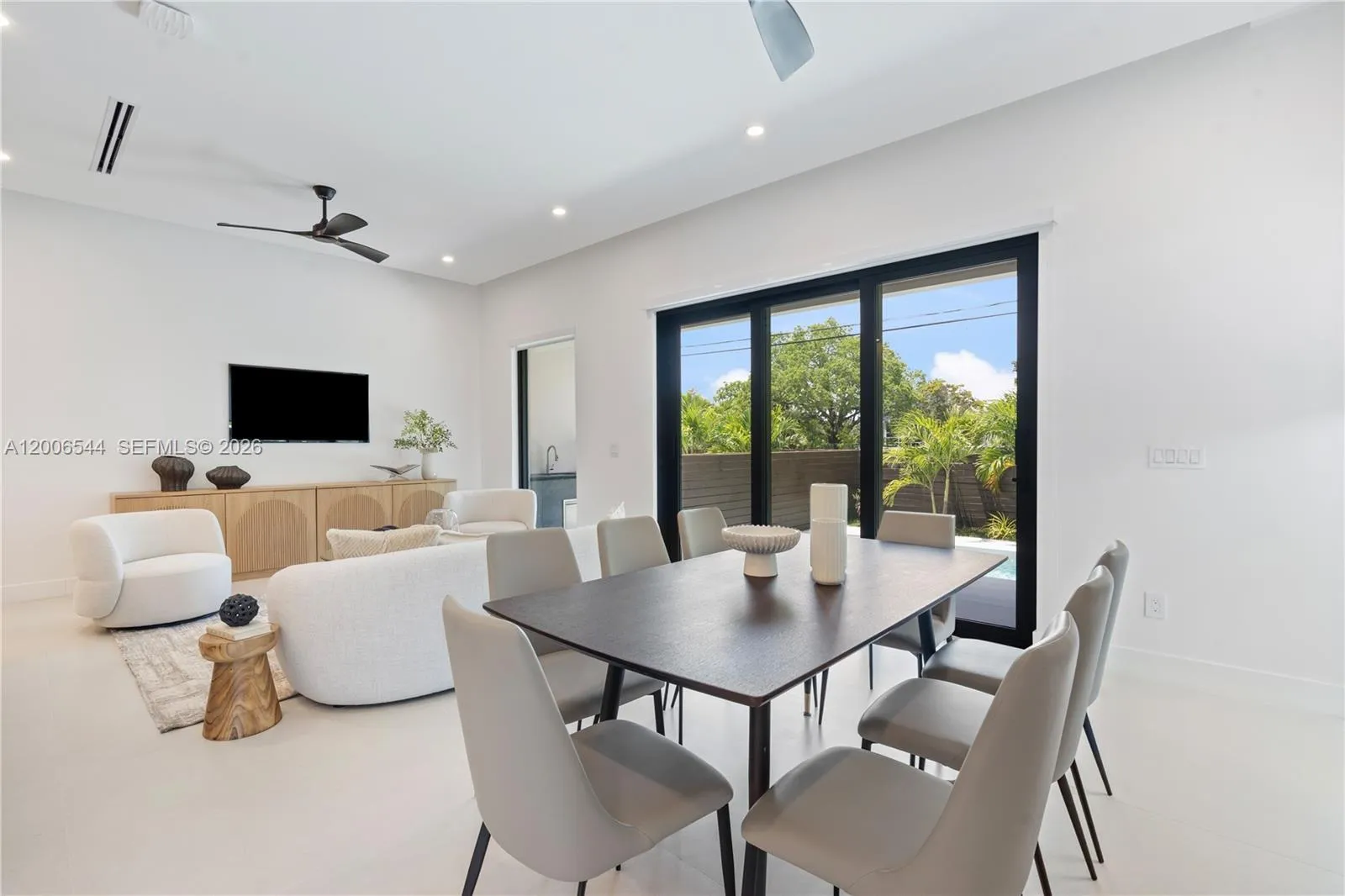 1321 Ne 13th Ave, Fort Lauderdale, Florida 33304, Fort Lauderdale, Florida 33304, 3 Bedrooms Bedrooms, ,3 BathroomsBathrooms,Residential,For Sale,1321 Ne 13th Ave, Fort Lauderdale, Florida 33304,A12006544