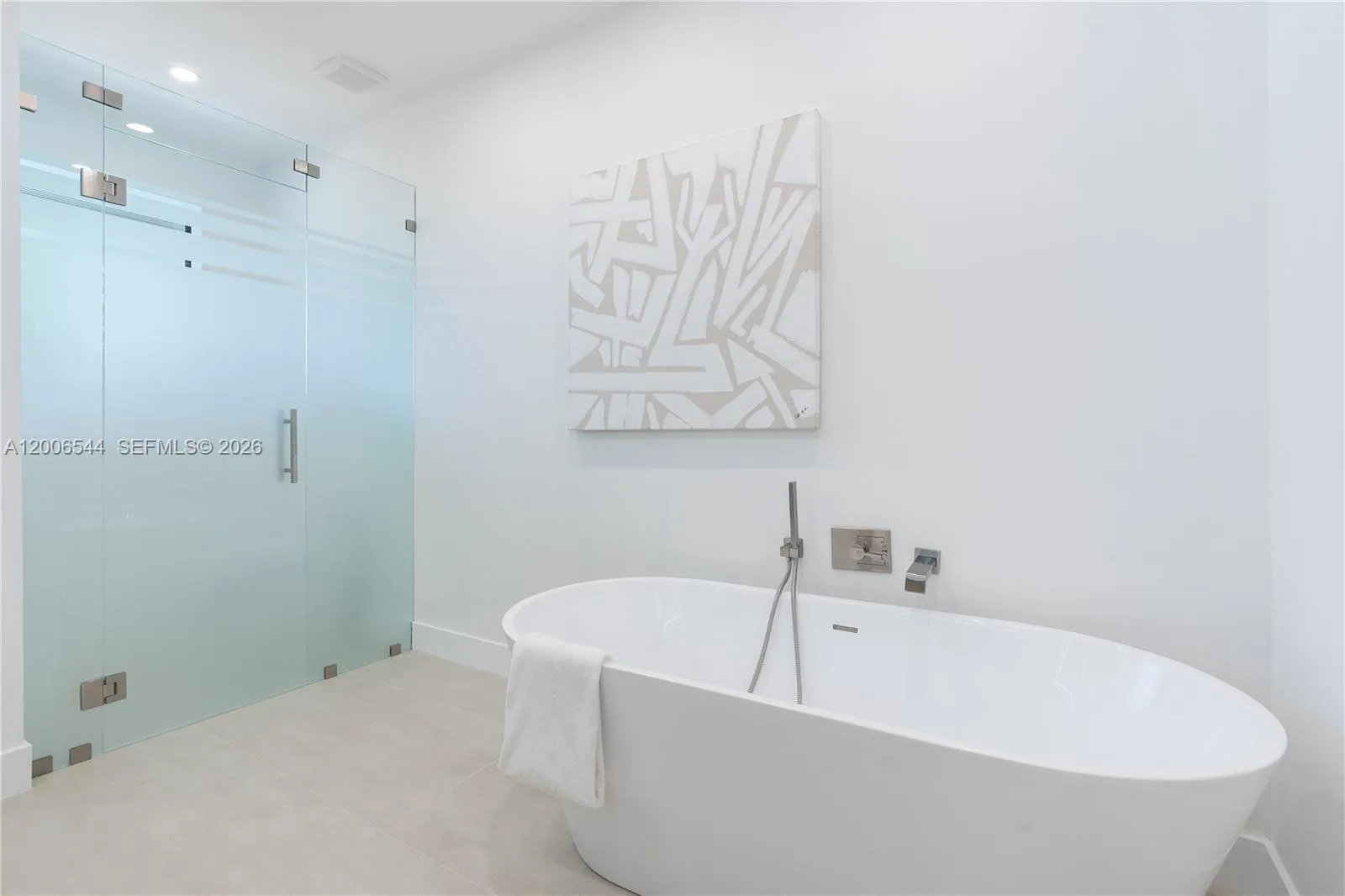 1321 Ne 13th Ave, Fort Lauderdale, Florida 33304, Fort Lauderdale, Florida 33304, 3 Bedrooms Bedrooms, ,3 BathroomsBathrooms,Residential,For Sale,1321 Ne 13th Ave, Fort Lauderdale, Florida 33304,A12006544