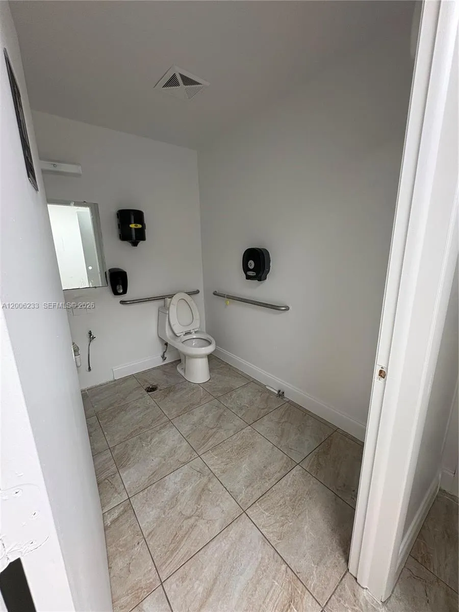 11467 Nw 34th St 11471, Doral, Florida 33178, Doral, Florida 33178, ,Commercial Lease,For Rent,11467 Nw 34th St 11471, Doral, Florida 33178,A12006233
