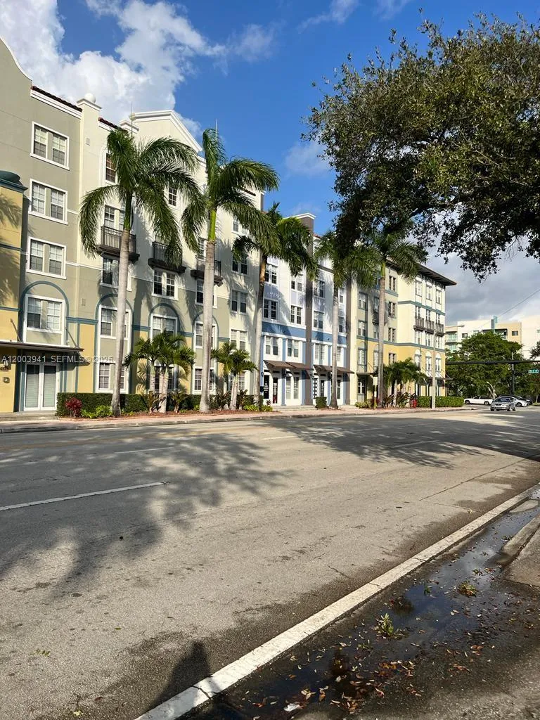 533 Ne 3rd Ave 238, Fort Lauderdale, Florida 33301, Fort Lauderdale, Florida 33301, 1 Bedroom Bedrooms, ,1 BathroomBathrooms,Residential Lease,For Rent,533 Ne 3rd Ave 238, Fort Lauderdale, Florida 33301,A12003941