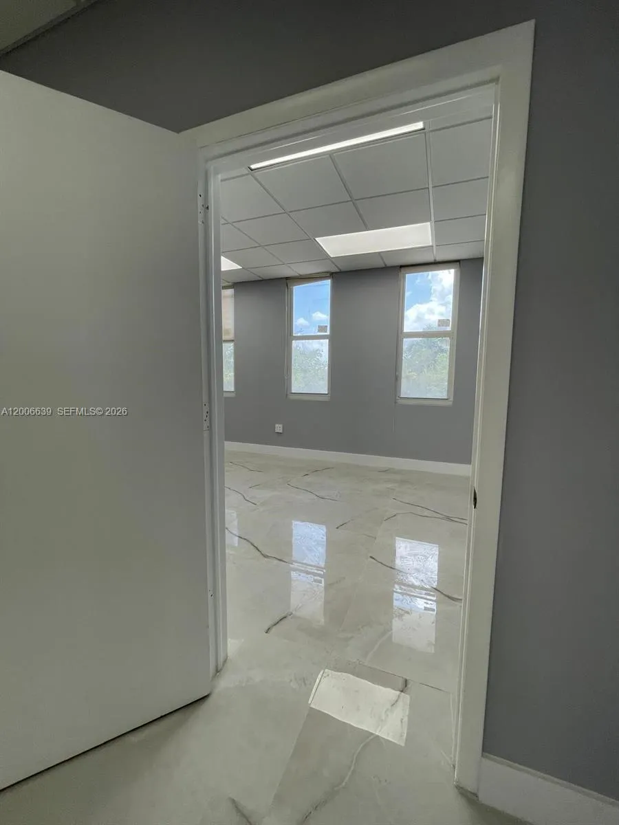 3800 S Ocean Dr 219, Hollywood, Florida 33019, Hollywood, Florida 33019, ,Commercial Lease,For Rent,3800 S Ocean Dr 219, Hollywood, Florida 33019,A12006639