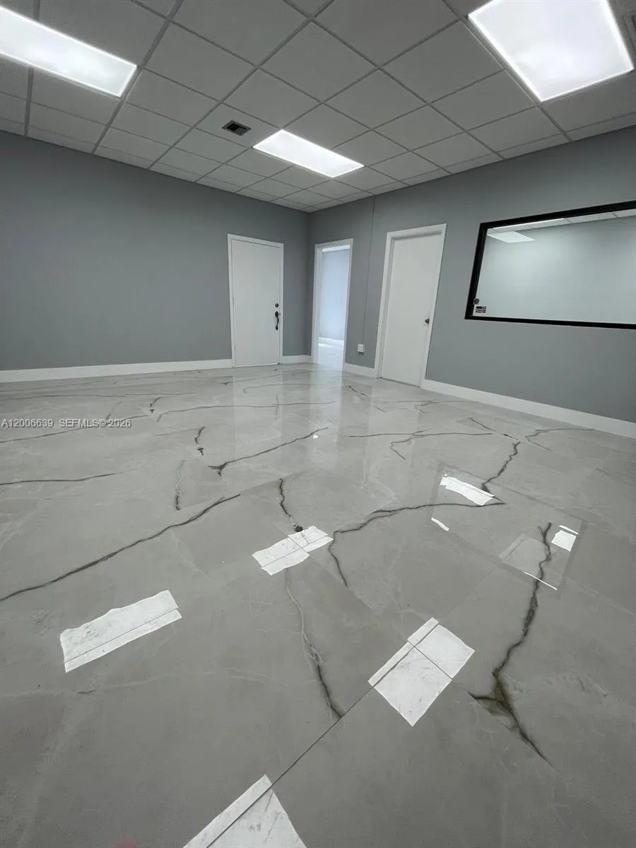 3800 S Ocean Dr 219, Hollywood, Florida 33019, Hollywood, Florida 33019, ,Commercial Lease,For Rent,3800 S Ocean Dr 219, Hollywood, Florida 33019,A12006639