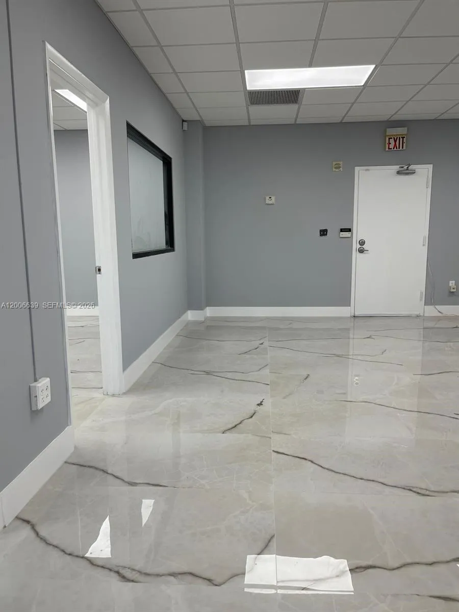 3800 S Ocean Dr 219, Hollywood, Florida 33019, Hollywood, Florida 33019, ,Commercial Lease,For Rent,3800 S Ocean Dr 219, Hollywood, Florida 33019,A12006639