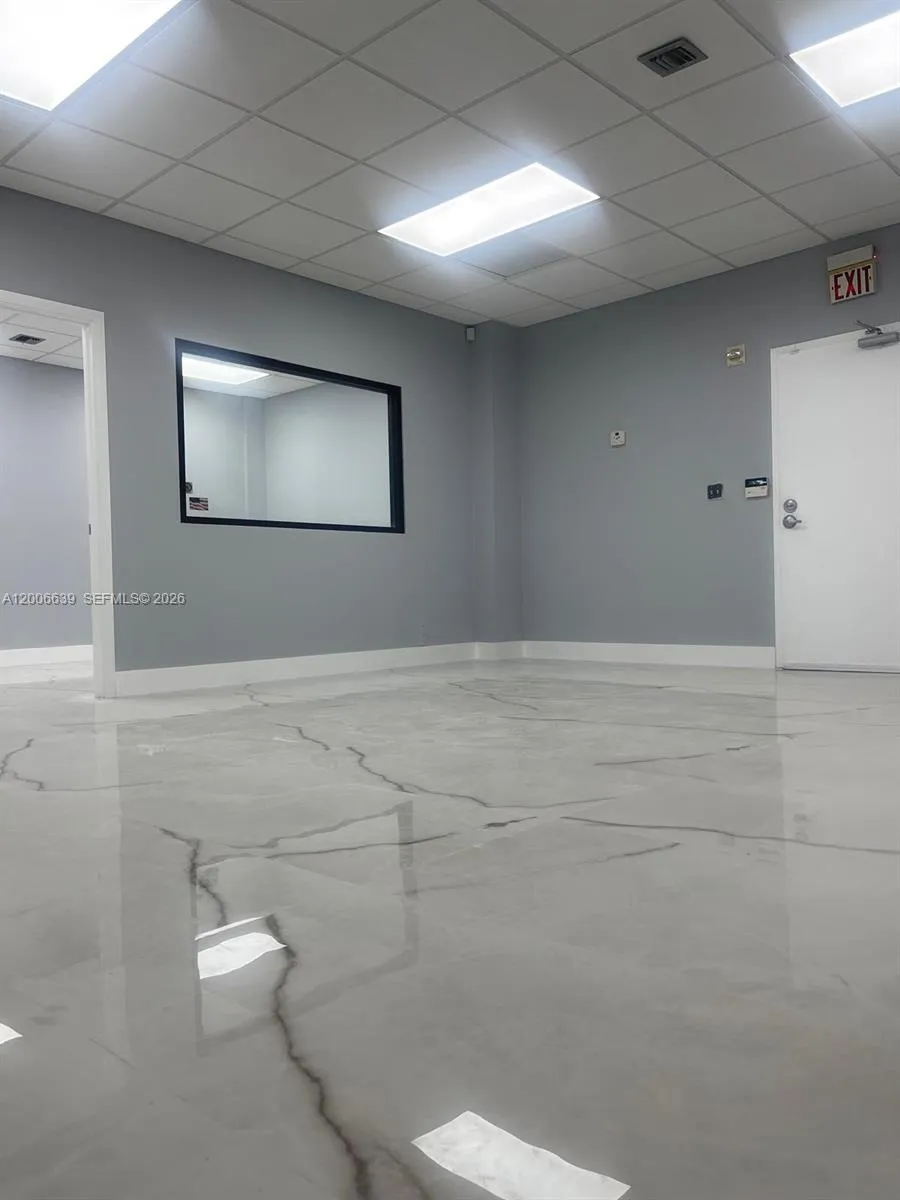 3800 S Ocean Dr 219, Hollywood, Florida 33019, Hollywood, Florida 33019, ,Commercial Lease,For Rent,3800 S Ocean Dr 219, Hollywood, Florida 33019,A12006639