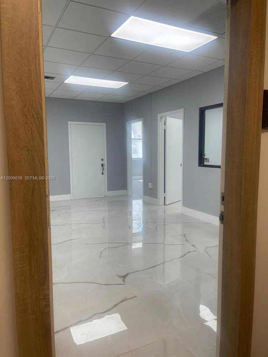 3800 S Ocean Dr 219, Hollywood, Florida 33019, Hollywood, Florida 33019, ,Commercial Lease,For Rent,3800 S Ocean Dr 219, Hollywood, Florida 33019,A12006639