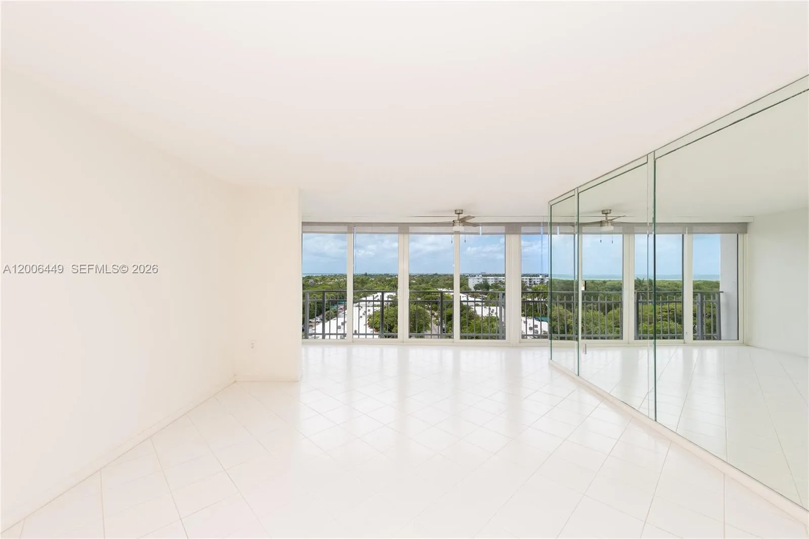 600 Grapetree Dr 8fs, Key Biscayne, Florida 33149, Key Biscayne, Florida 33149, 2 Bedrooms Bedrooms, ,2 BathroomsBathrooms,Residential Lease,For Rent,600 Grapetree Dr 8fs, Key Biscayne, Florida 33149,A12006449
