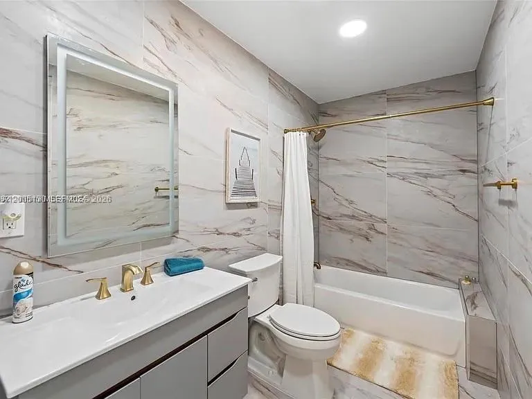 2219 N 35th Ave, Hollywood, Florida 33021, Hollywood, Florida 33021, 3 Bedrooms Bedrooms, ,2 BathroomsBathrooms,Residential Lease,For Rent,2219 N 35th Ave, Hollywood, Florida 33021,A12005130