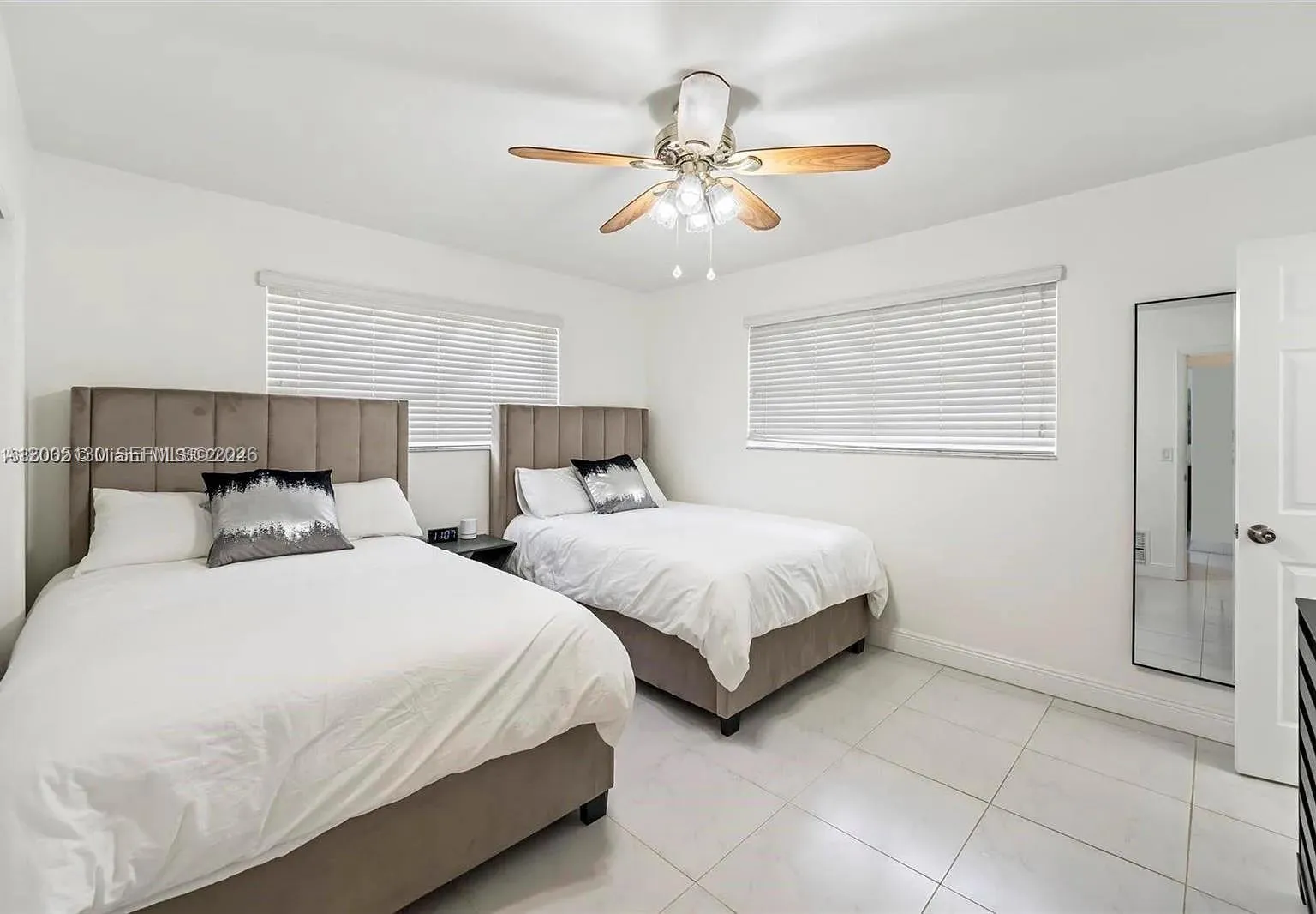 2219 N 35th Ave, Hollywood, Florida 33021, Hollywood, Florida 33021, 3 Bedrooms Bedrooms, ,2 BathroomsBathrooms,Residential Lease,For Rent,2219 N 35th Ave, Hollywood, Florida 33021,A12005130