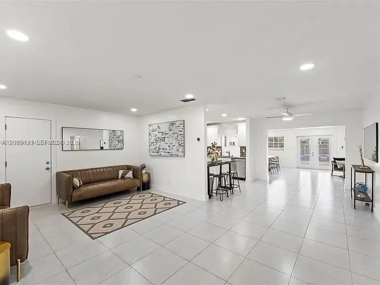 2219 N 35th Ave, Hollywood, Florida 33021, Hollywood, Florida 33021, 3 Bedrooms Bedrooms, ,2 BathroomsBathrooms,Residential Lease,For Rent,2219 N 35th Ave, Hollywood, Florida 33021,A12005130